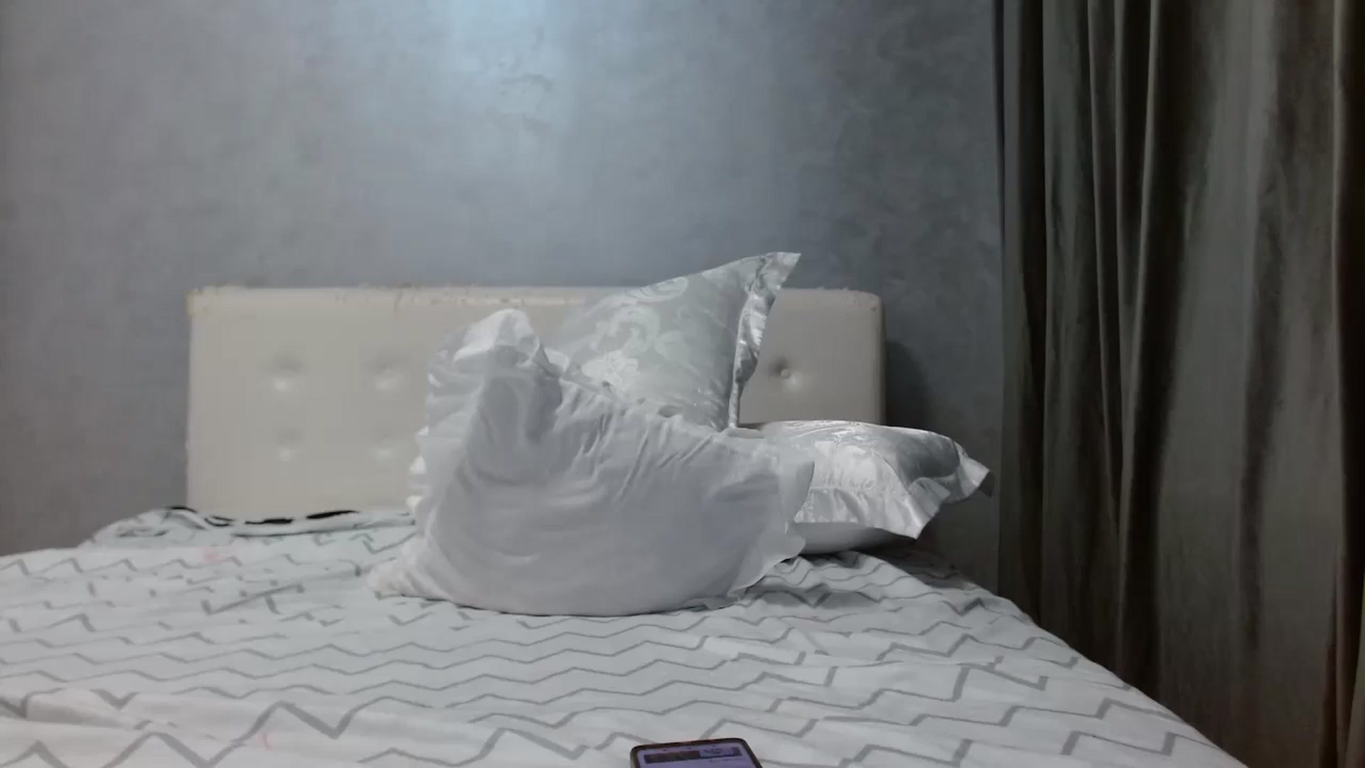 Gallery image thumbnail from Aahh_Emilia's myfreecams stream on, 08/31/2025, 17:47 image 16 of 20