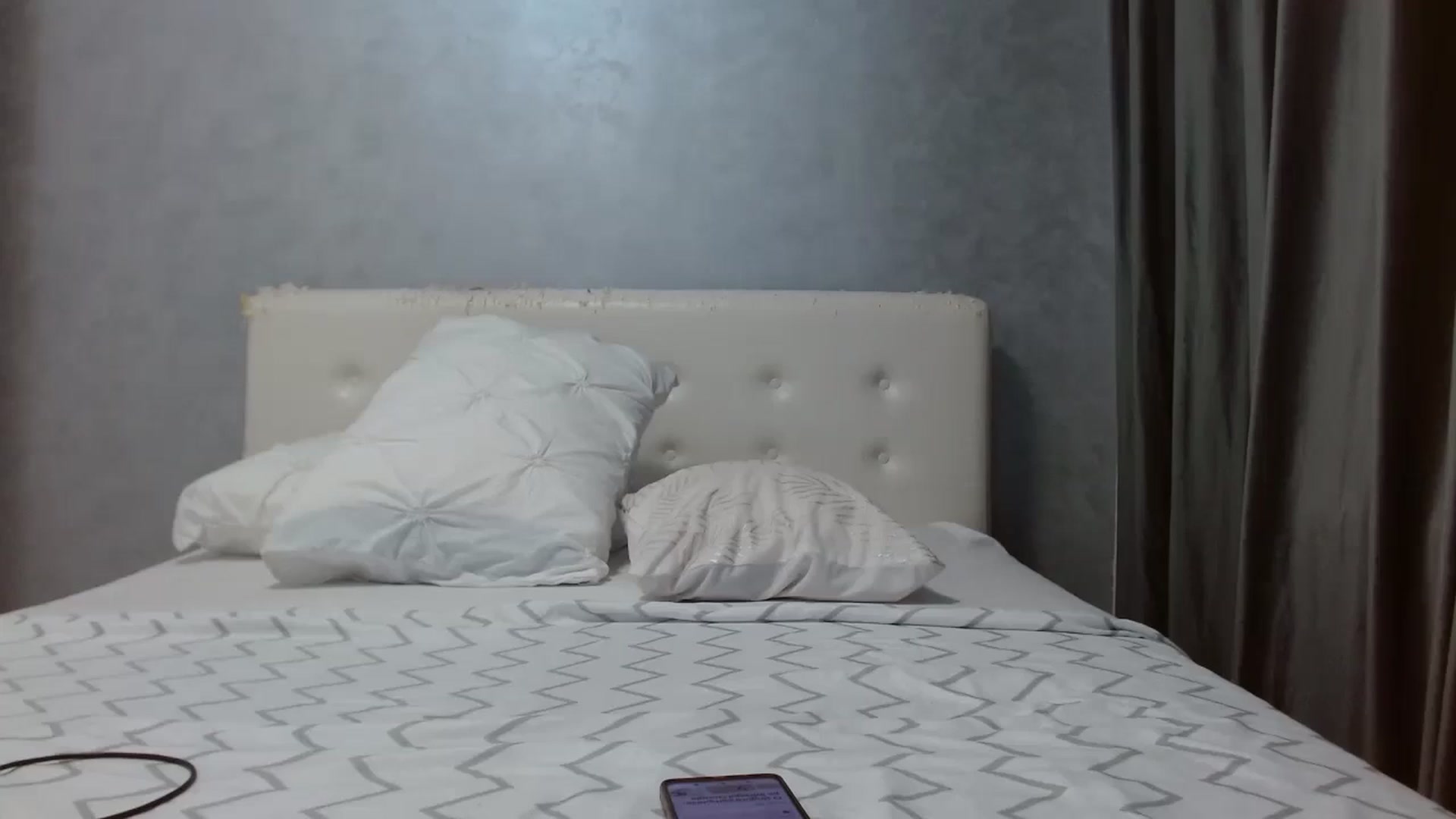 Gallery image thumbnail from Aahh_Emilia's myfreecams stream on, 09/21/2025, 17:52 image 18 of 20
