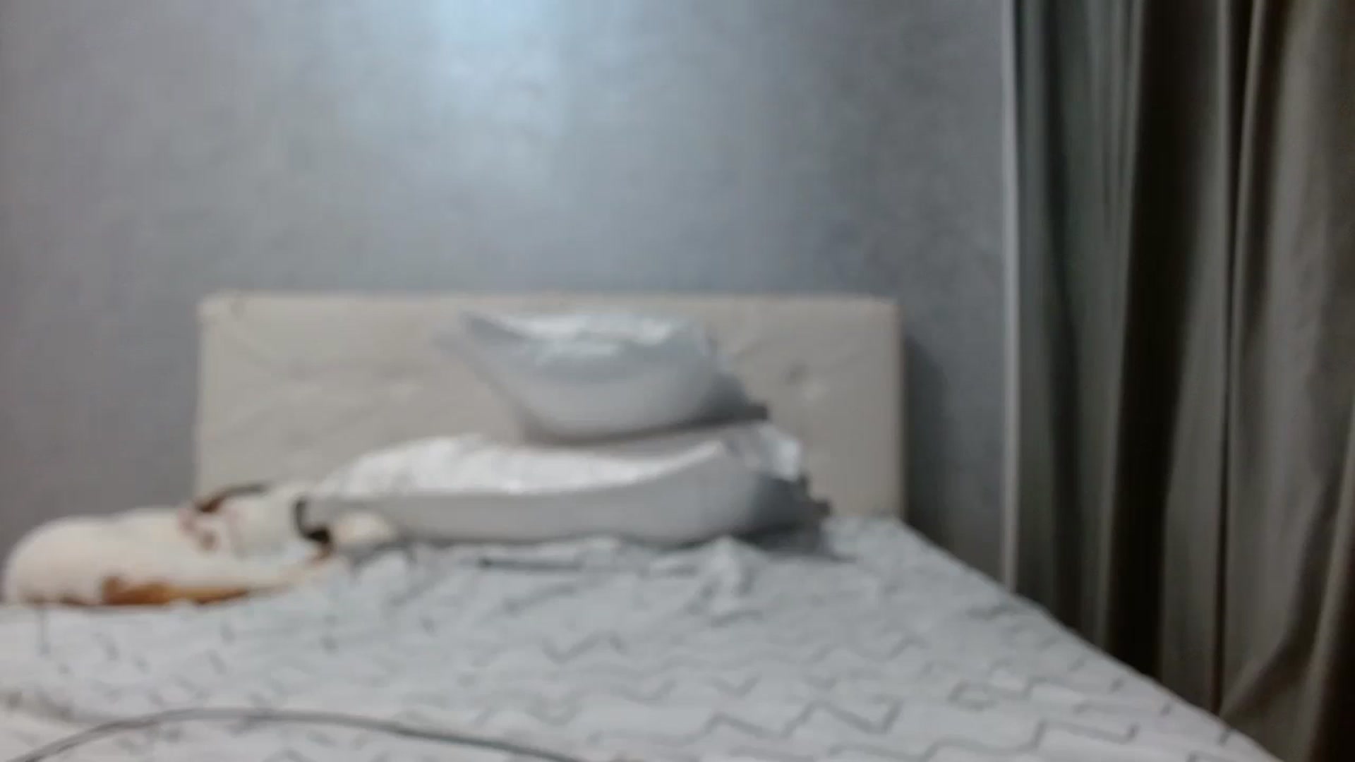 Gallery image thumbnail from Aahh_Emilia's myfreecams stream on, 01/31/2026, 19:13 image 12 of 20