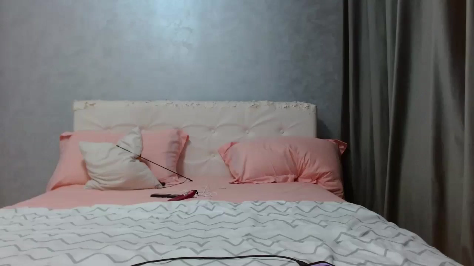 Gallery image thumbnail from Aahh_Emilia's myfreecams stream on, 03/11/2026, 16:56 image 9 of 20