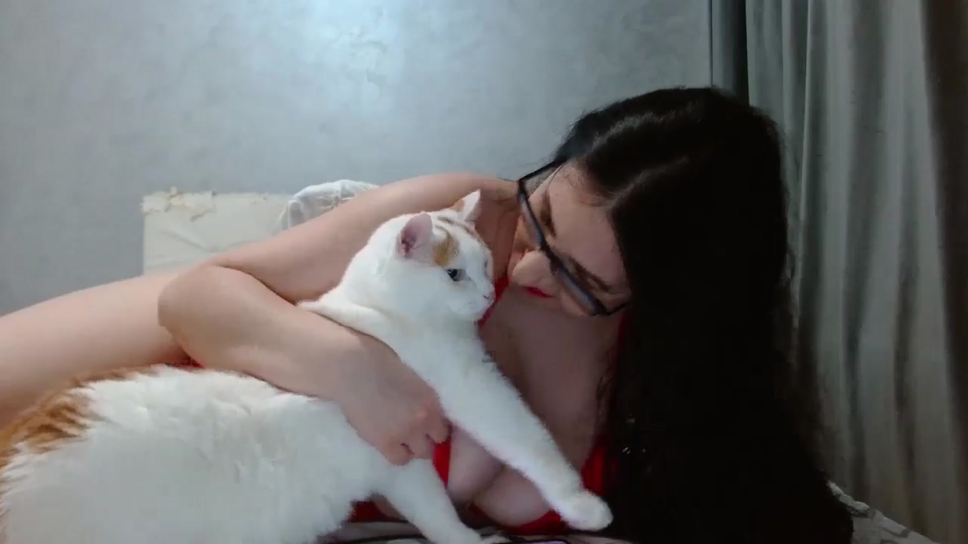 Gallery image thumbnail from Aahh_Emilia's myfreecams stream on, 04/11/2026, 18:01 image 7 of 20