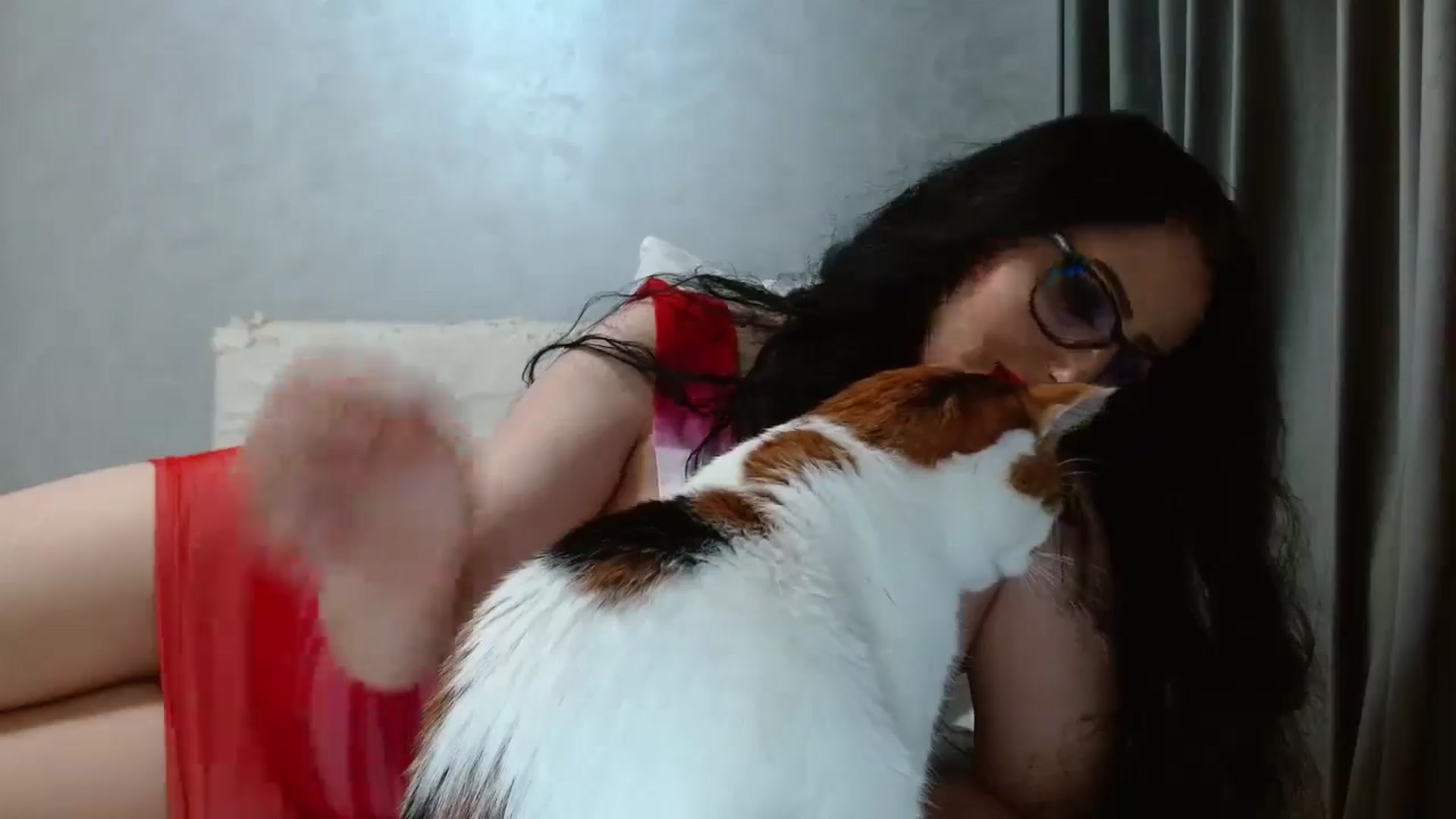 Gallery image thumbnail from Aahh_Emilia's myfreecams stream on, 04/28/2026, 17:17 image 3 of 20