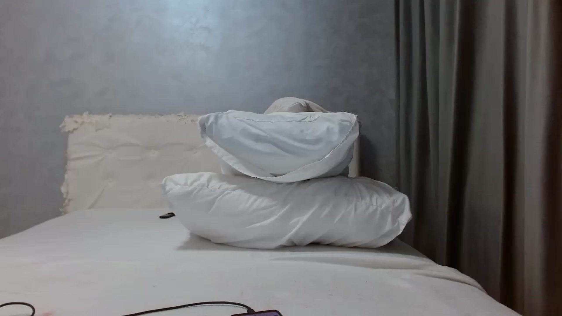 Gallery image thumbnail from Aahh_Emilia's myfreecams stream on, 06/04/2026, 17:50 image 8 of 20