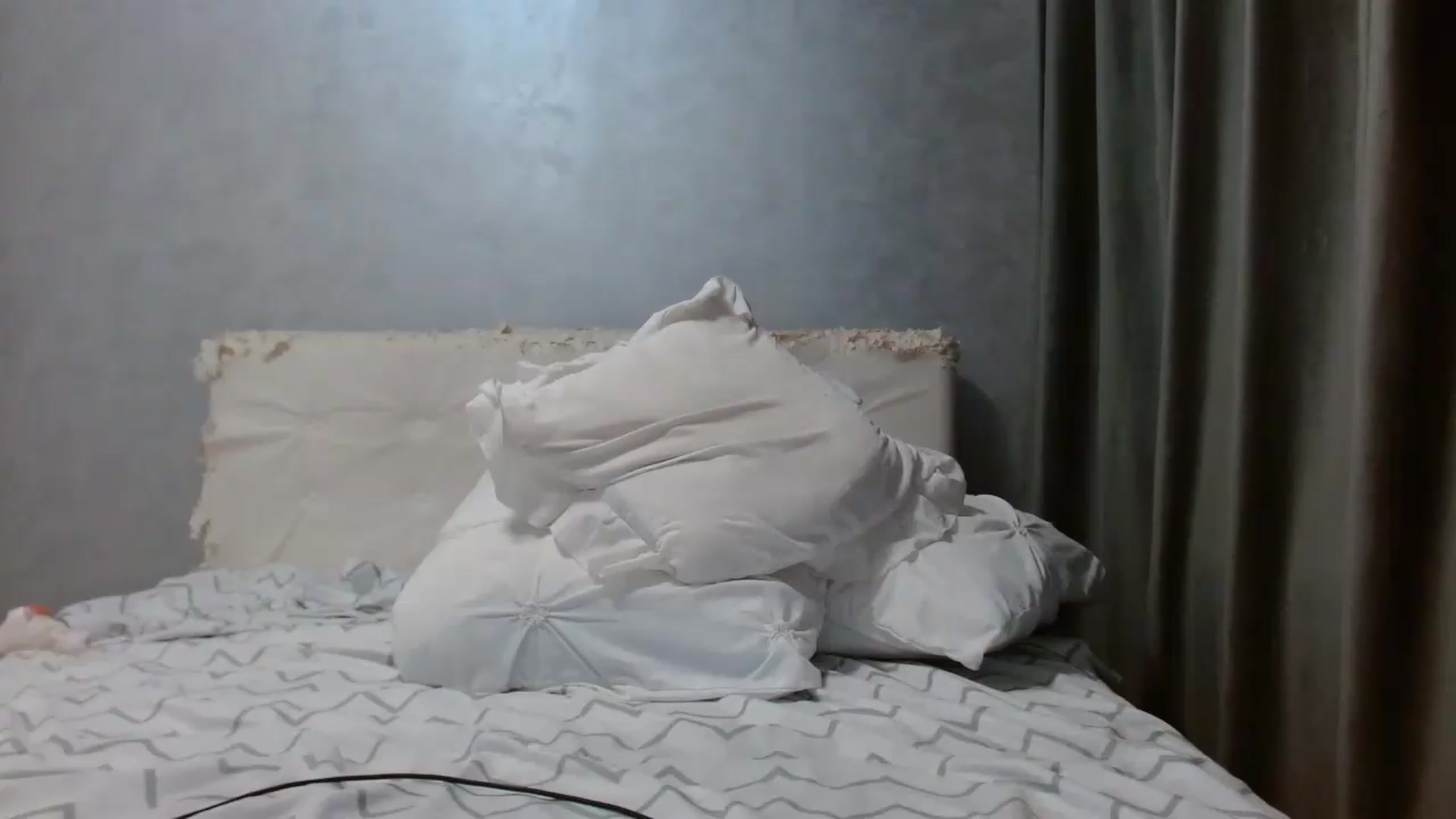 Gallery image thumbnail from Aahh_Emilia's myfreecams stream on, 07/21/2026, 17:42 image 10 of 20