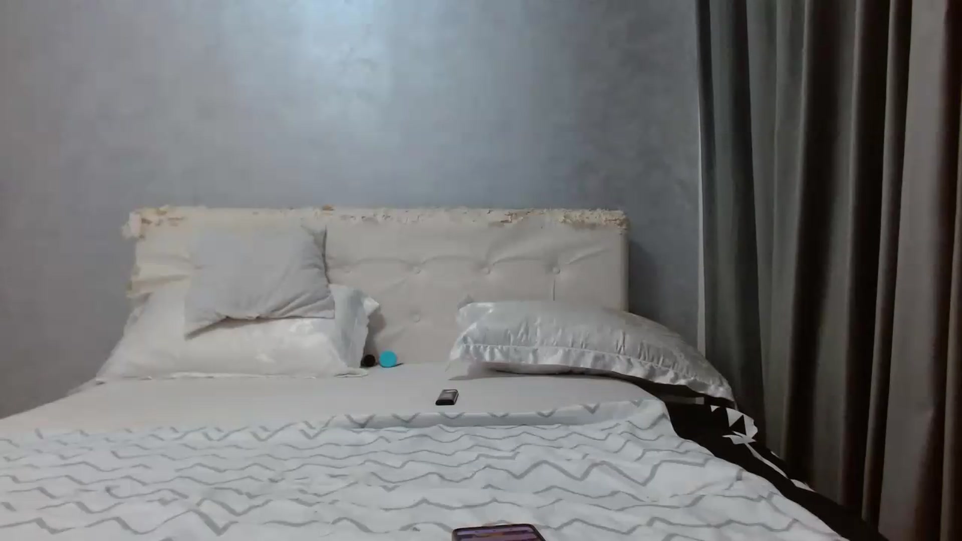 Gallery image thumbnail from Aahh_Emilia's myfreecams stream on, 08/05/2026, 16:15 image 16 of 20