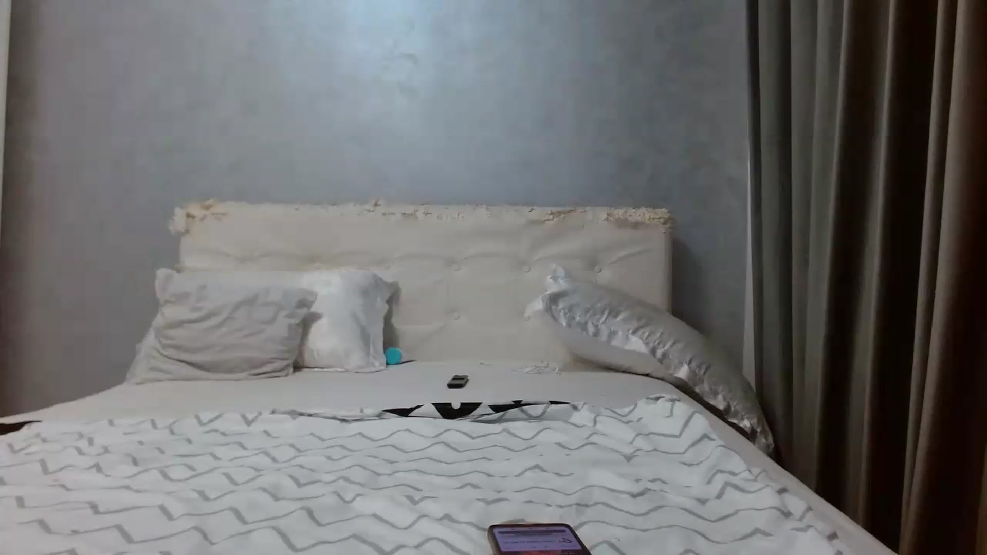 Gallery image thumbnail from Aahh_Emilia's myfreecams stream on, 08/06/2026, 16:39 image 17 of 20