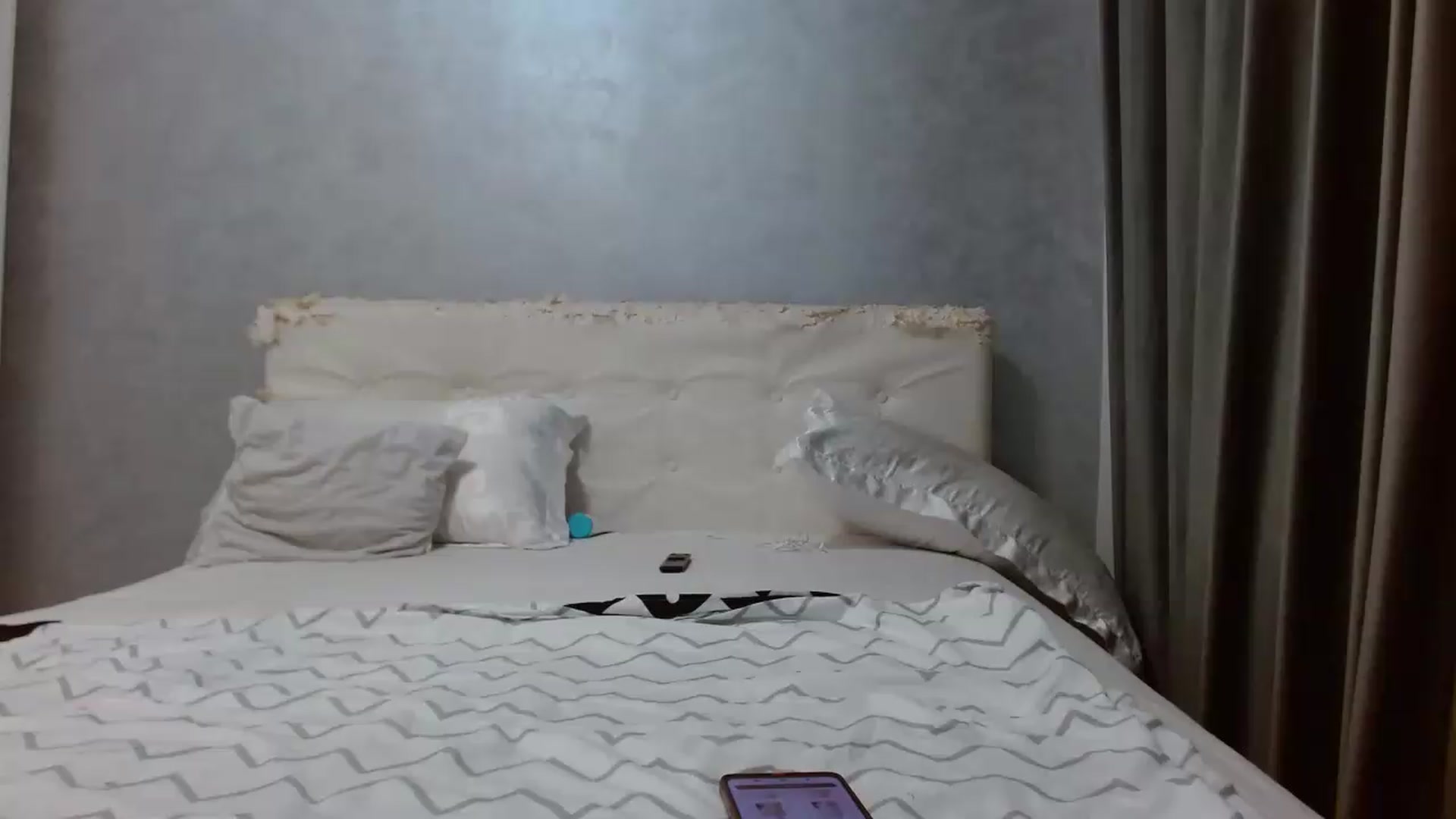 Gallery image thumbnail from Aahh_Emilia's myfreecams stream on, 08/06/2026, 16:39 image 20 of 20