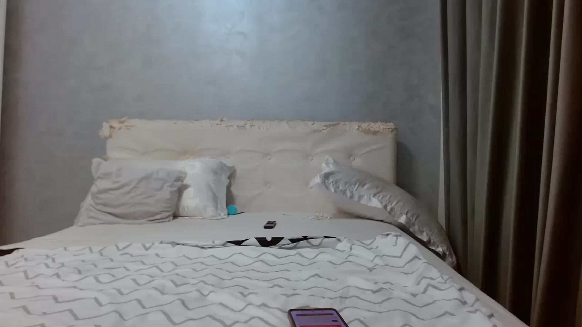 Gallery image thumbnail from Aahh_Emilia's myfreecams stream on, 08/06/2026, 16:39 image 18 of 20