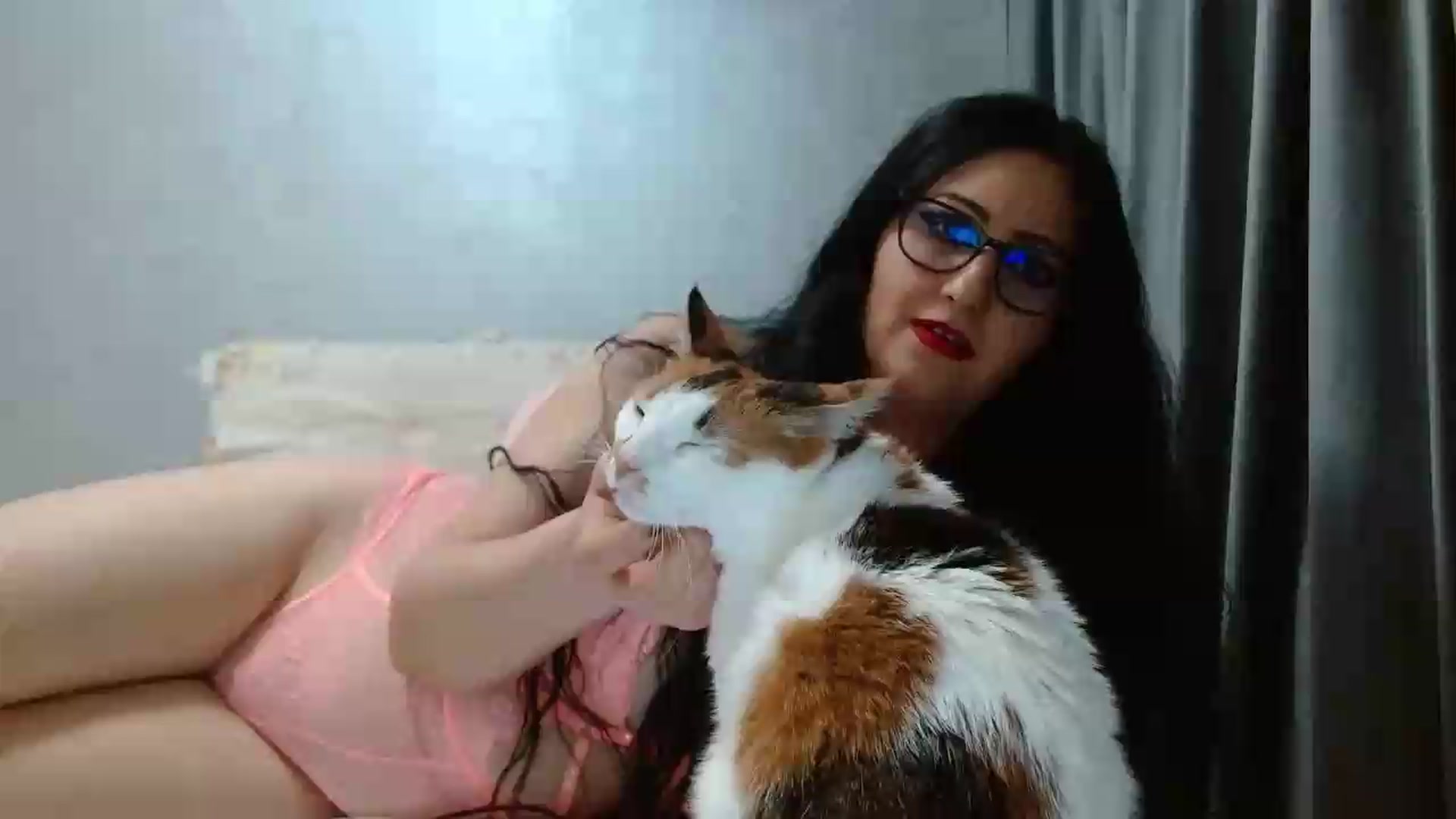 Gallery image thumbnail from Aahh_Emilia's myfreecams stream on, 09/10/2026, 17:57 image 10 of 20