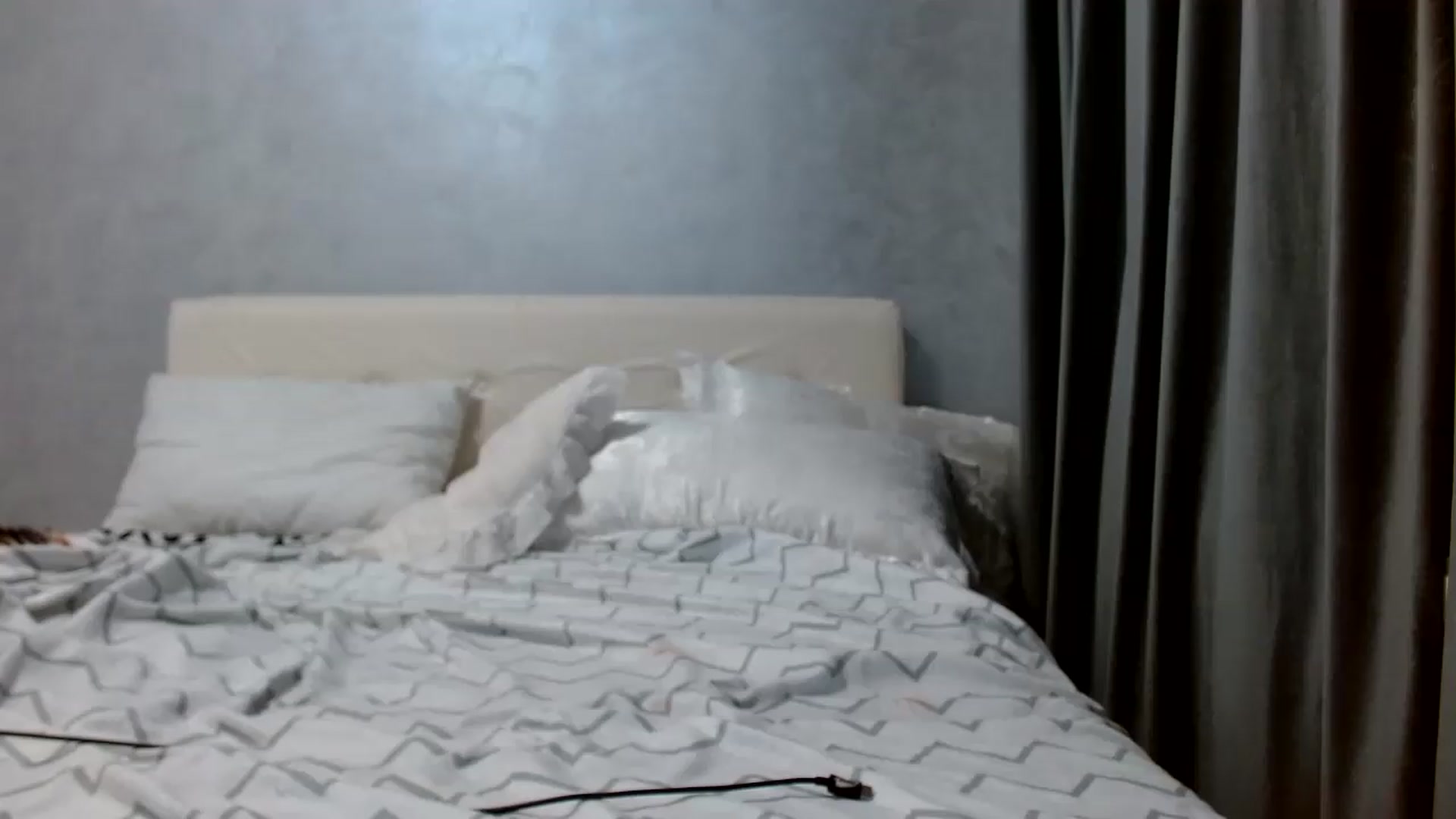 Gallery image thumbnail from Aahh_Emilia's myfreecams stream on, 09/28/2026, 16:22 image 11 of 20