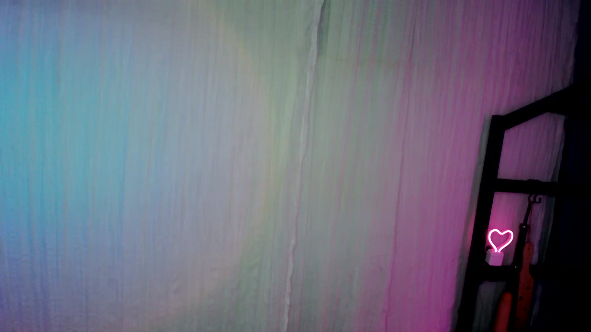 Gallery image thumbnail from AaliyahLayla's myfreecams stream on, 12/05/2025, 10:28 image 8 of 20