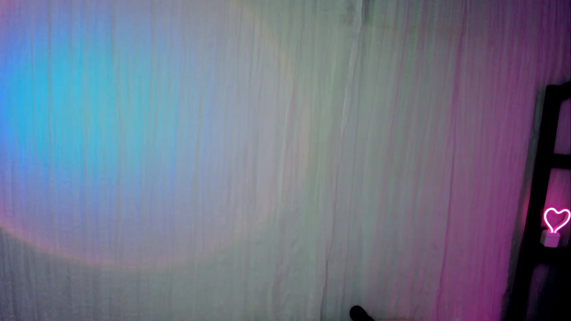 Gallery image thumbnail from AaliyahLayla's myfreecams stream on, 12/06/2025, 12:36 image 19 of 20