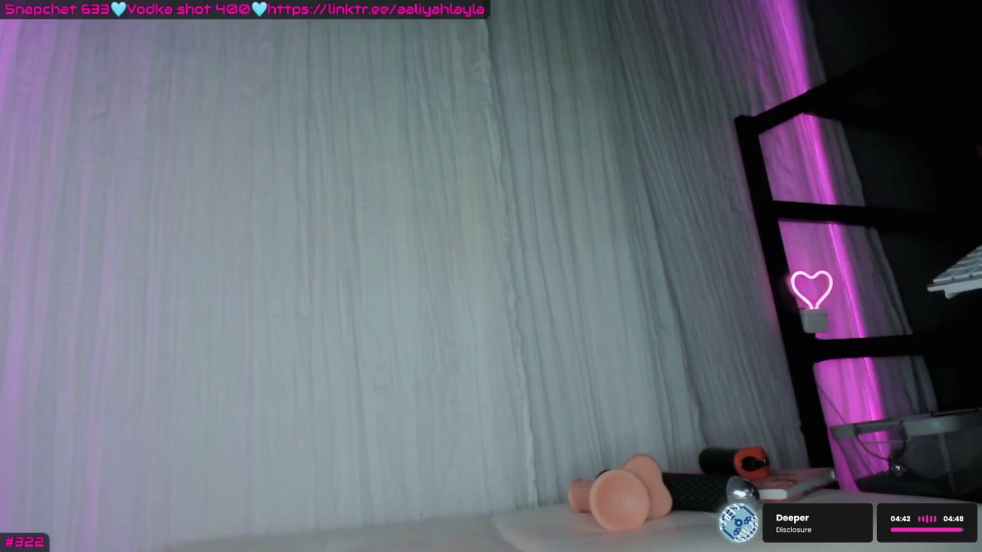 Gallery image thumbnail from AaliyahLayla's myfreecams stream on, 12/31/2025, 12:14 image 4 of 20