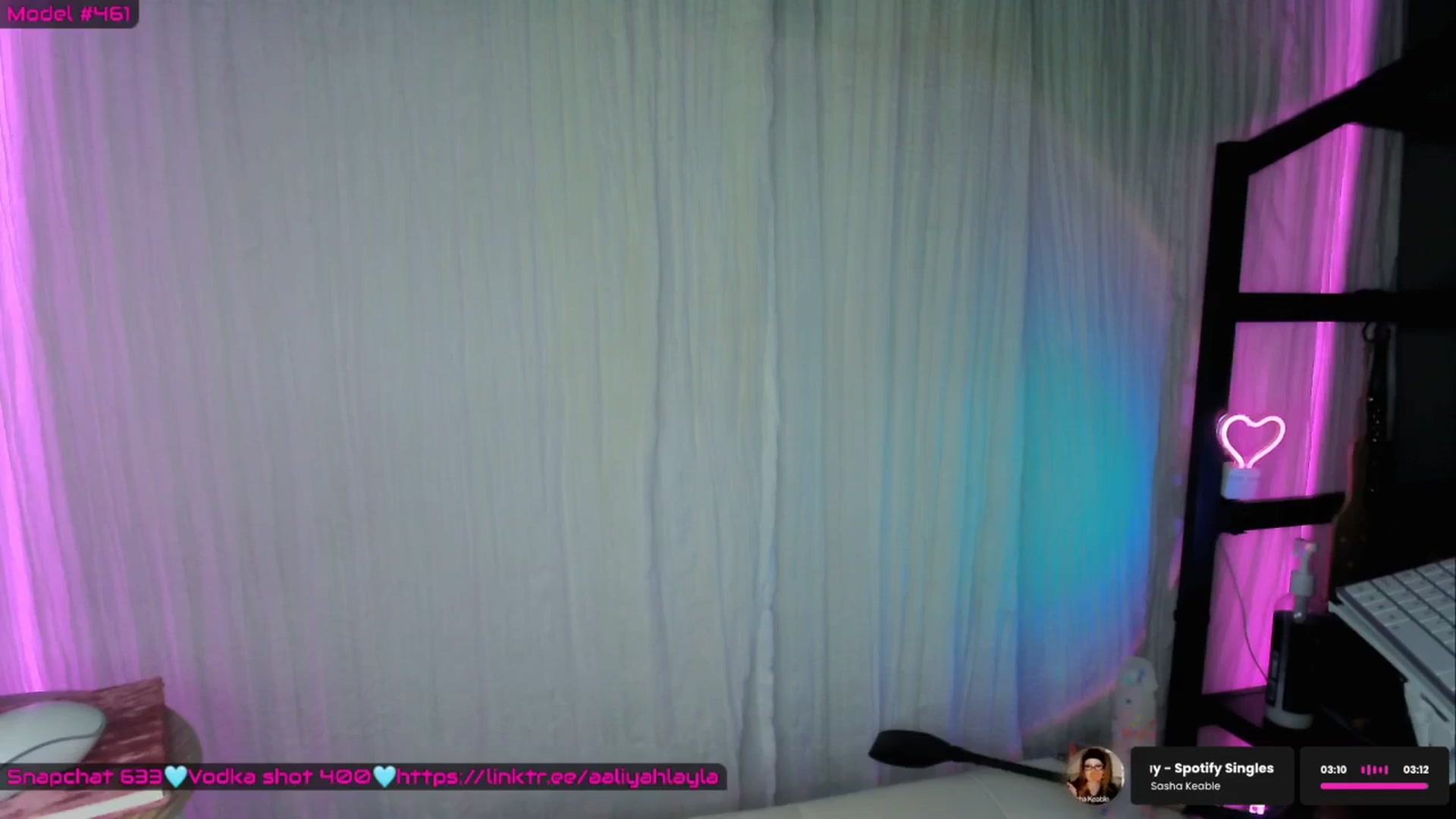 Gallery image thumbnail from AaliyahLayla's myfreecams stream on, 01/03/2026, 11:00 image 16 of 20