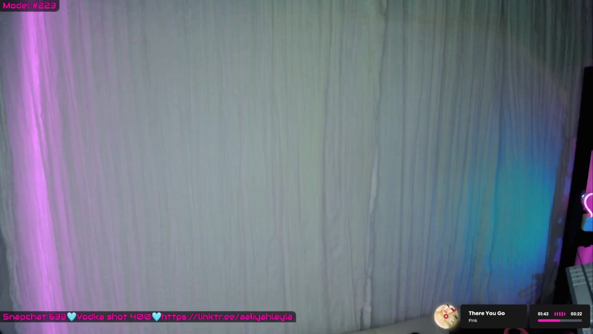 Gallery image thumbnail from AaliyahLayla's myfreecams stream on, 01/05/2026, 10:25 image 13 of 20
