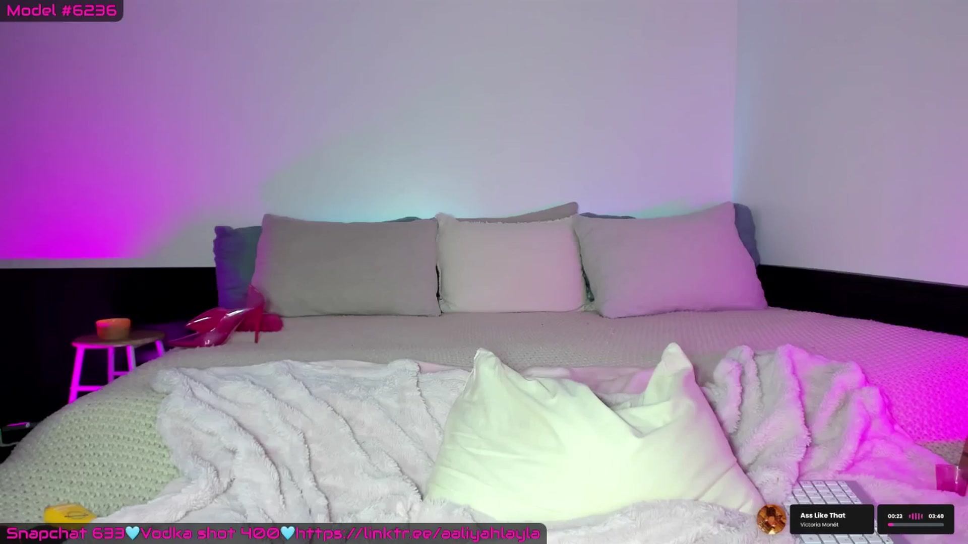 Gallery image thumbnail from AaliyahLayla's myfreecams stream on, 02/07/2026, 10:40 image 3 of 20
