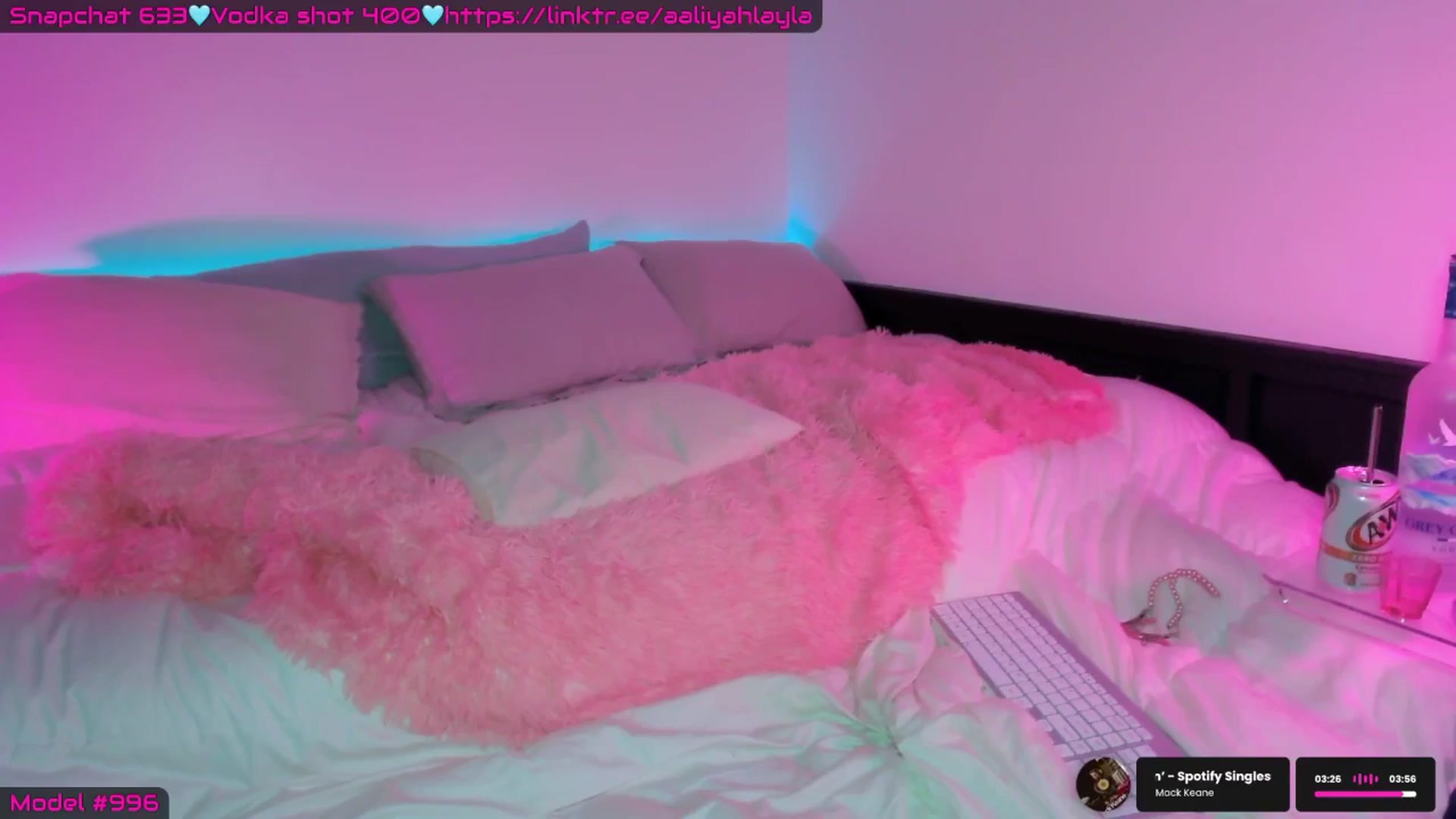 Gallery image thumbnail from AaliyahLayla's myfreecams stream on, 03/18/2026, 10:28 image 7 of 20