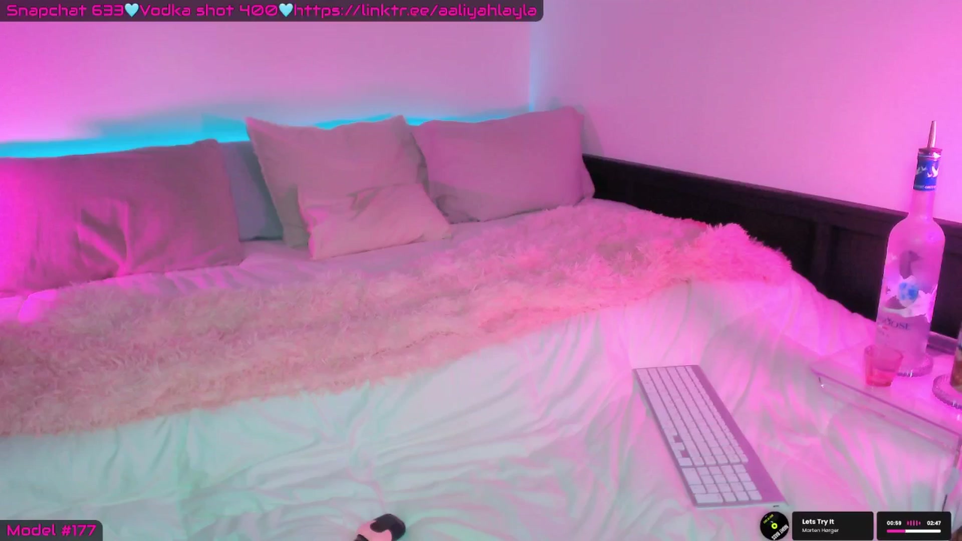 Gallery image thumbnail from AaliyahLayla's myfreecams stream on, 04/03/2026, 12:25 image 11 of 20