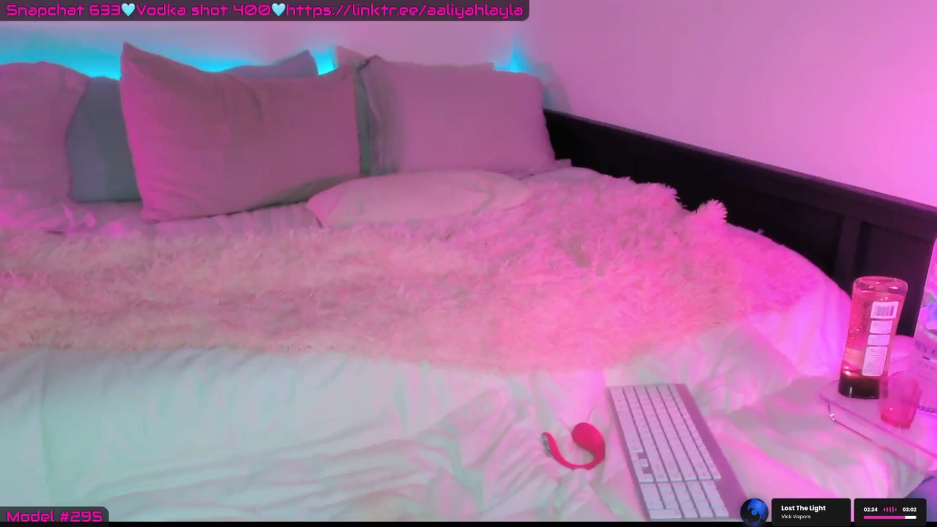 Gallery image thumbnail from AaliyahLayla's myfreecams stream on, 04/05/2026, 10:26 image 10 of 20