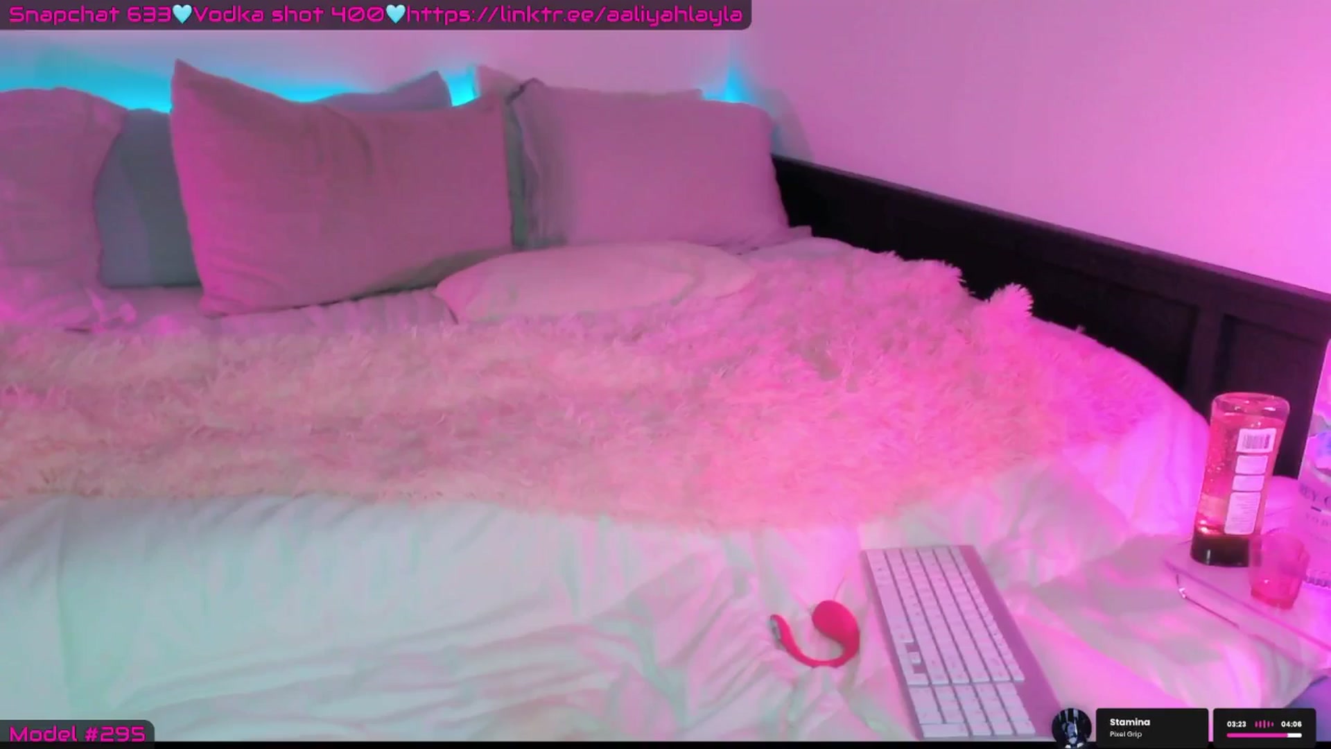 Gallery image thumbnail from AaliyahLayla's myfreecams stream on, 04/05/2026, 10:26 image 9 of 20