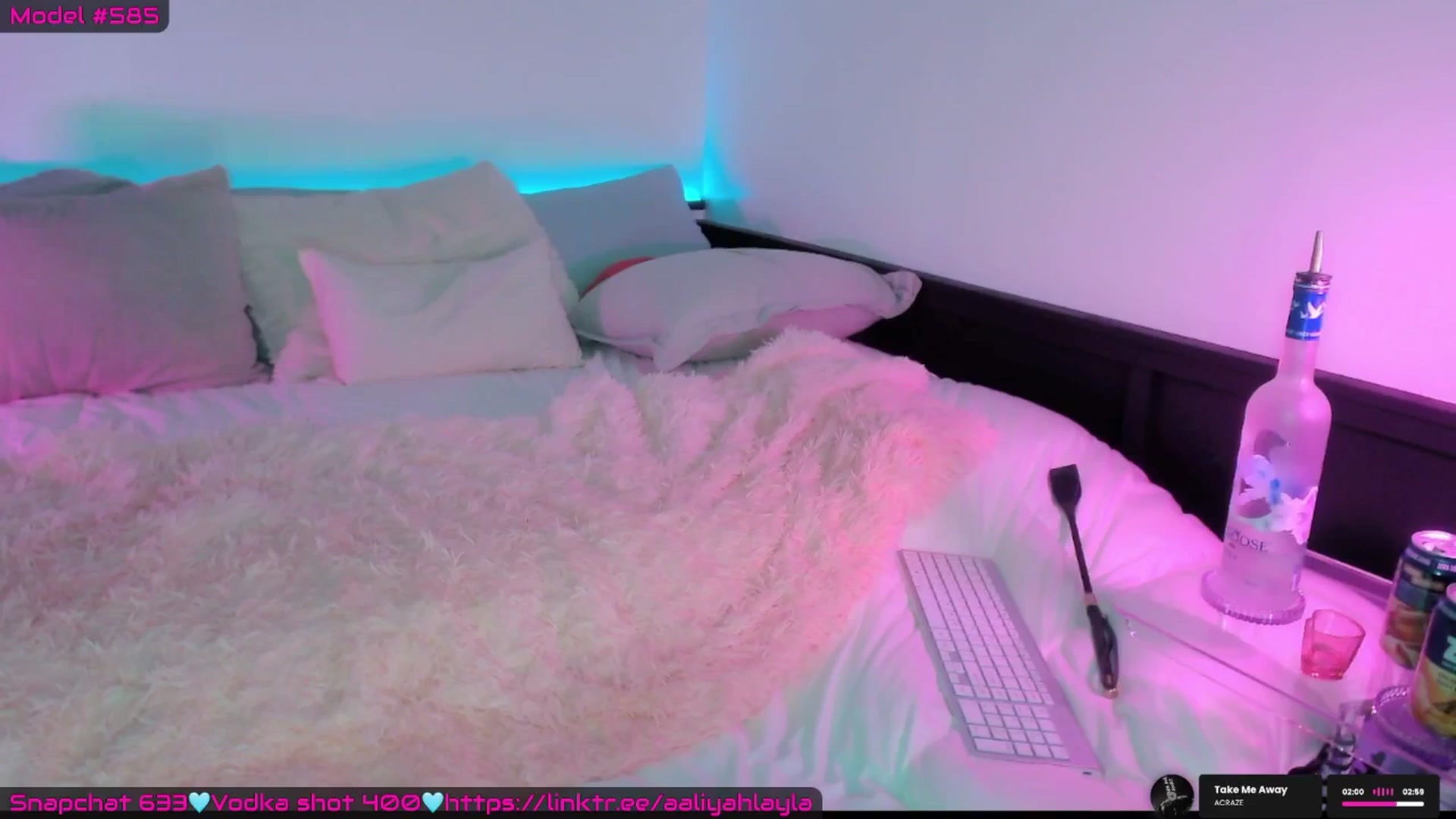 Gallery image thumbnail from AaliyahLayla's myfreecams stream on, 04/10/2026, 10:29 image 14 of 20