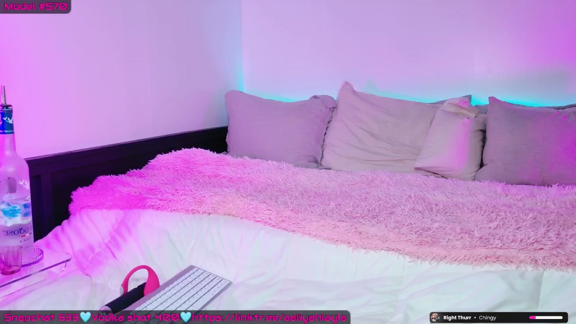 Gallery image thumbnail from AaliyahLayla's myfreecams stream on, 04/29/2026, 09:15 image 1 of 20