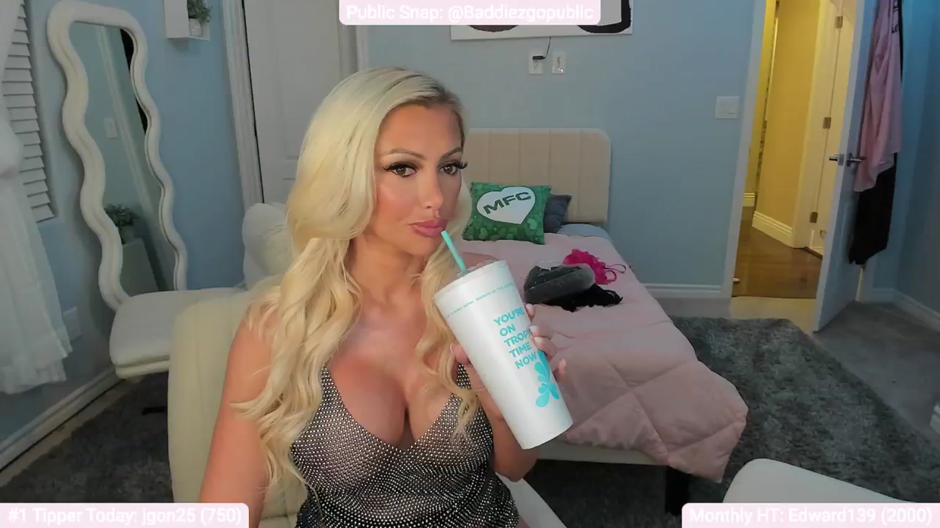 Gallery image thumbnail from AaliyahRosee's myfreecams stream on, 09/13/2024, 04:46 image 11 of 20