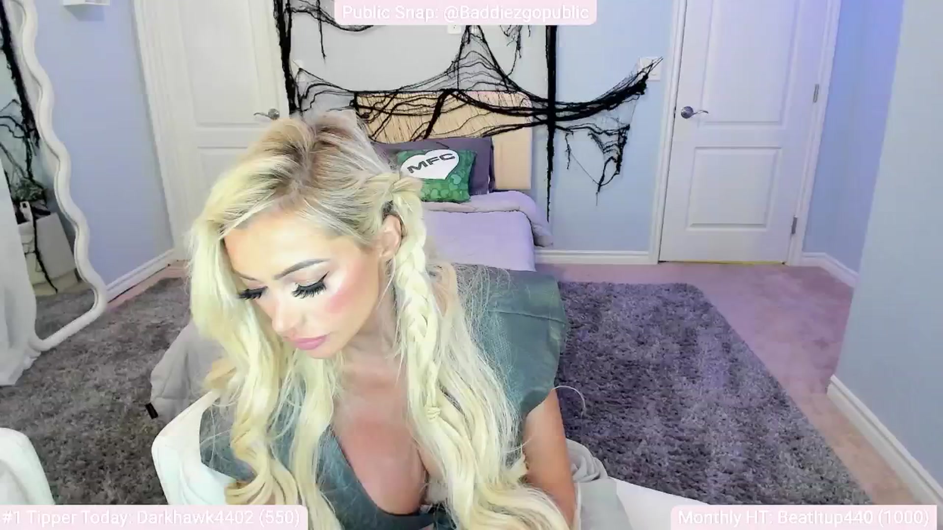 Gallery image thumbnail from AaliyahRosee's myfreecams stream on, 10/19/2024, 05:52 image 14 of 20