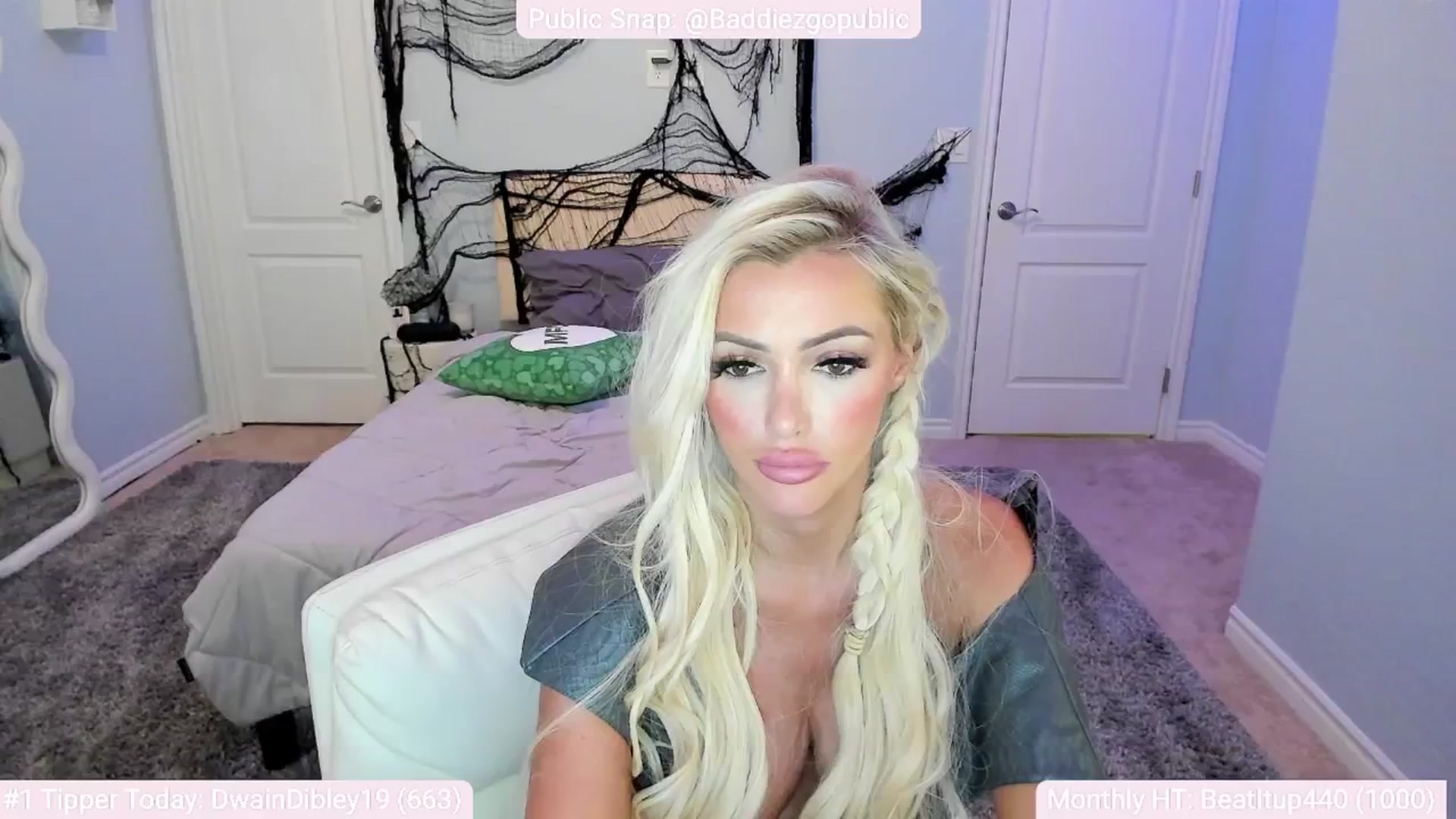 Gallery image thumbnail from AaliyahRosee's myfreecams stream on, 10/19/2024, 08:22 image 19 of 20