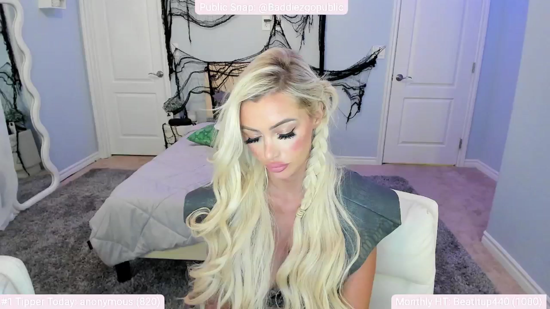 Gallery image thumbnail from AaliyahRosee's myfreecams stream on, 10/19/2024, 08:22 image 1 of 20