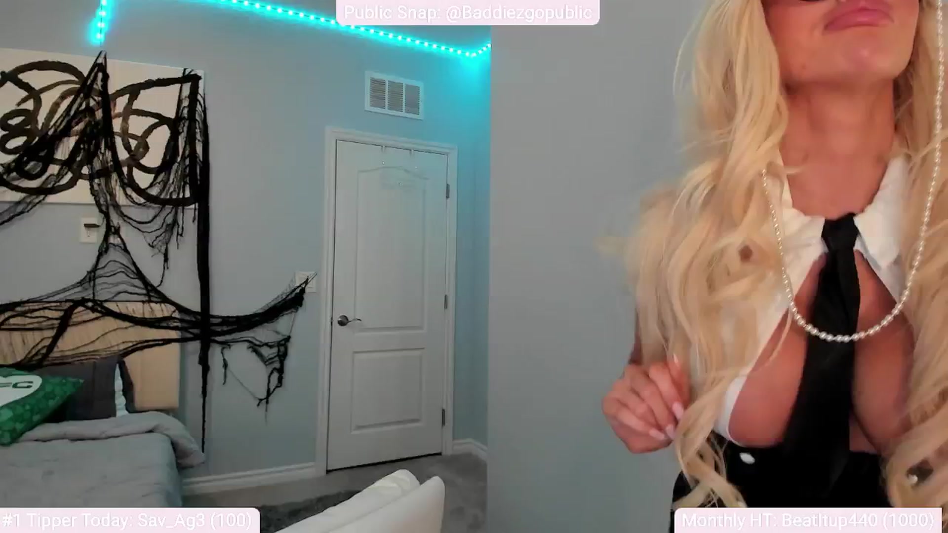 Gallery image thumbnail from AaliyahRosee's myfreecams stream on, 10/27/2024, 07:27 image 12 of 20