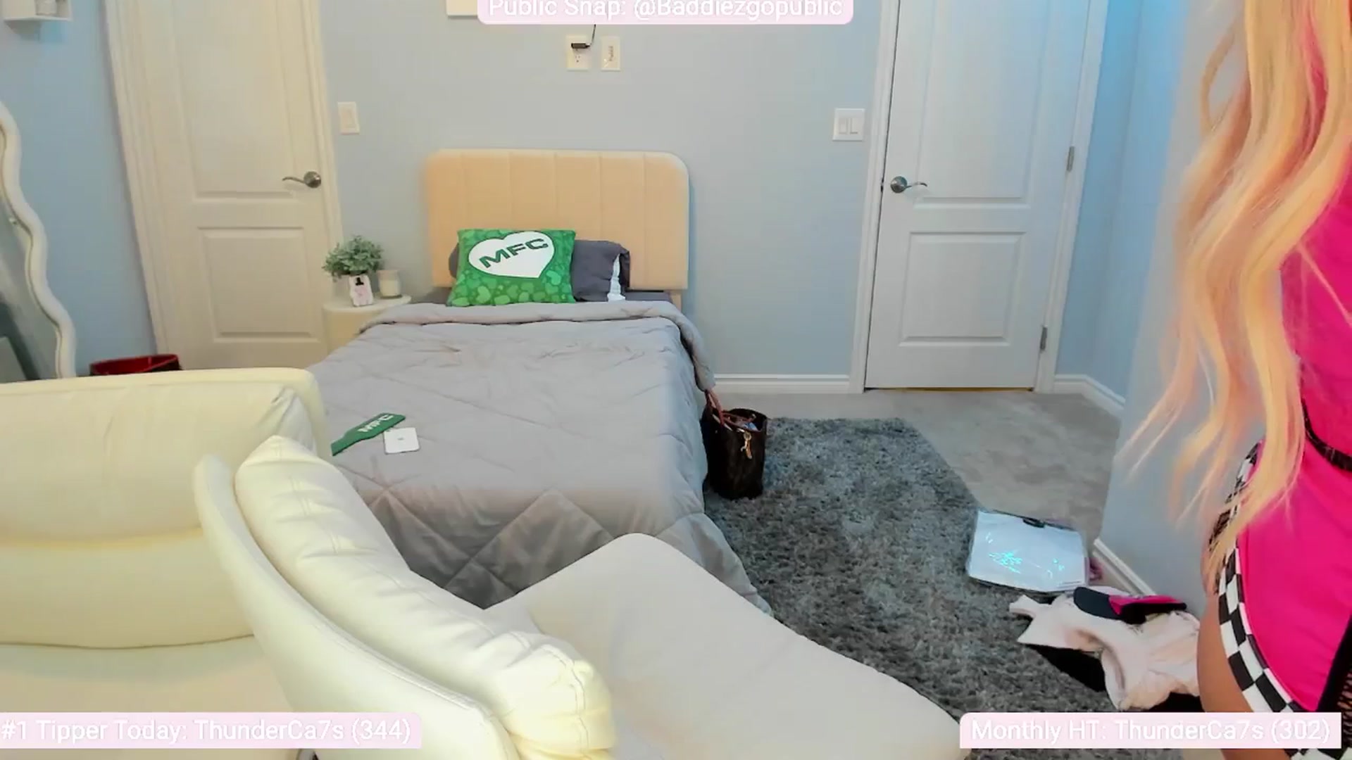 Gallery image thumbnail from AaliyahRosee's myfreecams stream on, 11/06/2024, 05:50 image 14 of 20