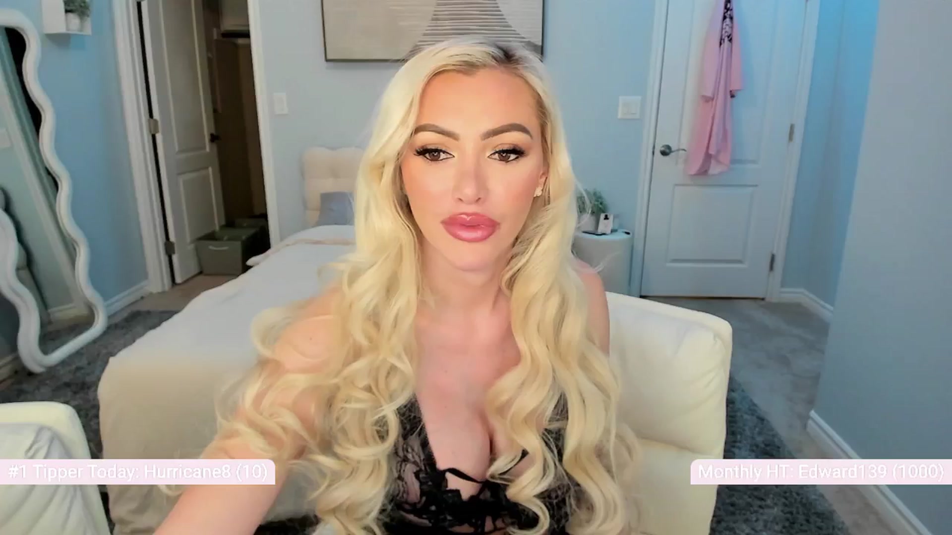 Gallery image thumbnail from AaliyahRosee's myfreecams stream on, 11/24/2024, 03:37 image 7 of 20