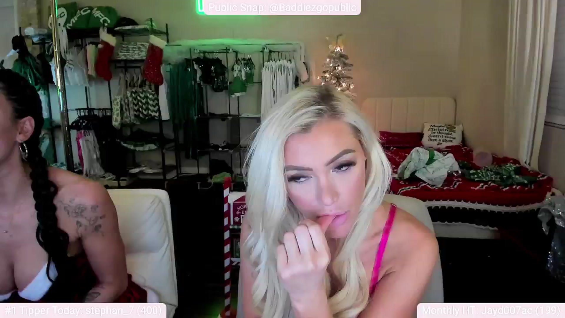 Gallery image thumbnail from AaliyahRosee's myfreecams stream on, 12/03/2024, 08:27 image 16 of 20
