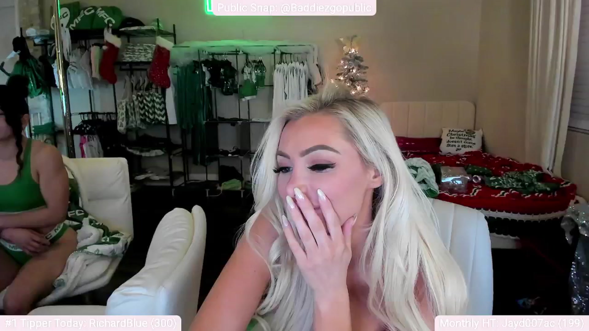 Gallery image thumbnail from AaliyahRosee's myfreecams stream on, 12/03/2024, 08:27 image 19 of 20