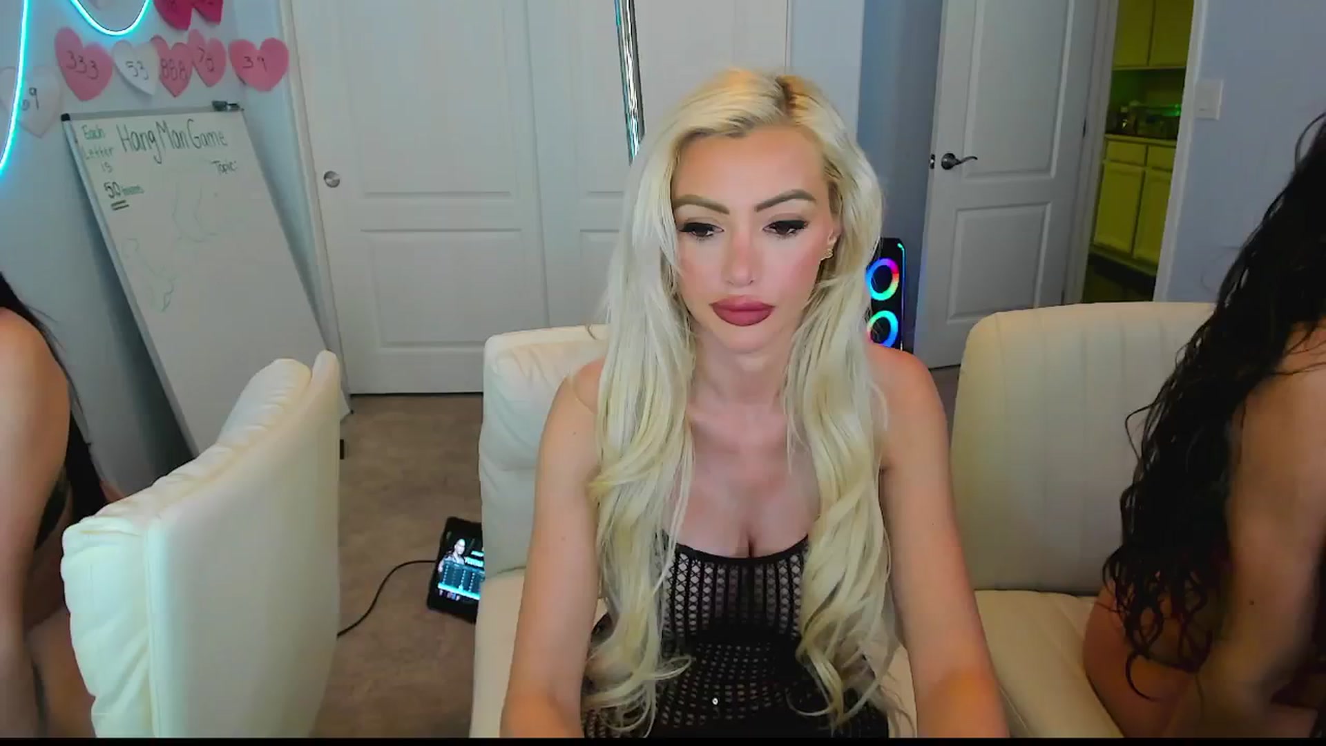 Gallery image thumbnail from AaliyahRosee's myfreecams stream on, 03/09/2025, 07:45 image 3 of 20