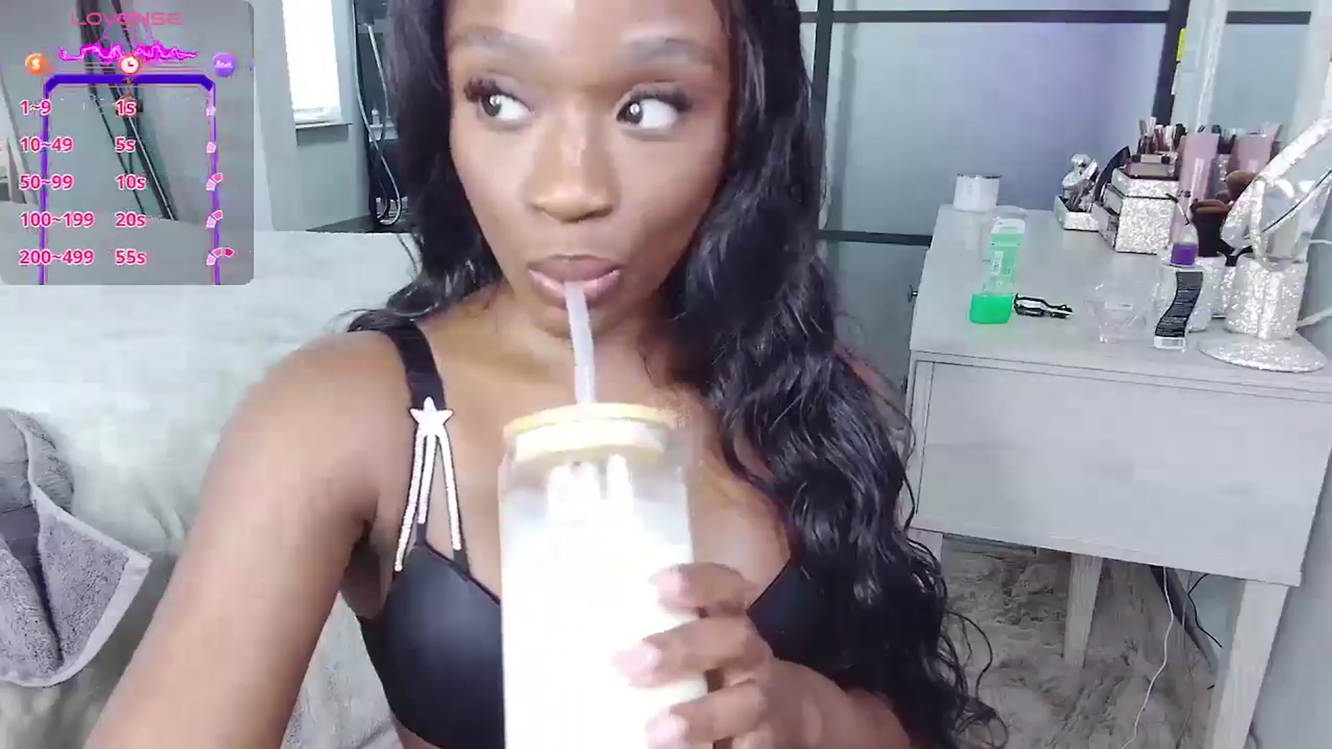 Gallery image thumbnail from AaliyahT's myfreecams stream on, 10/29/2024, 20:03 image 8 of 20