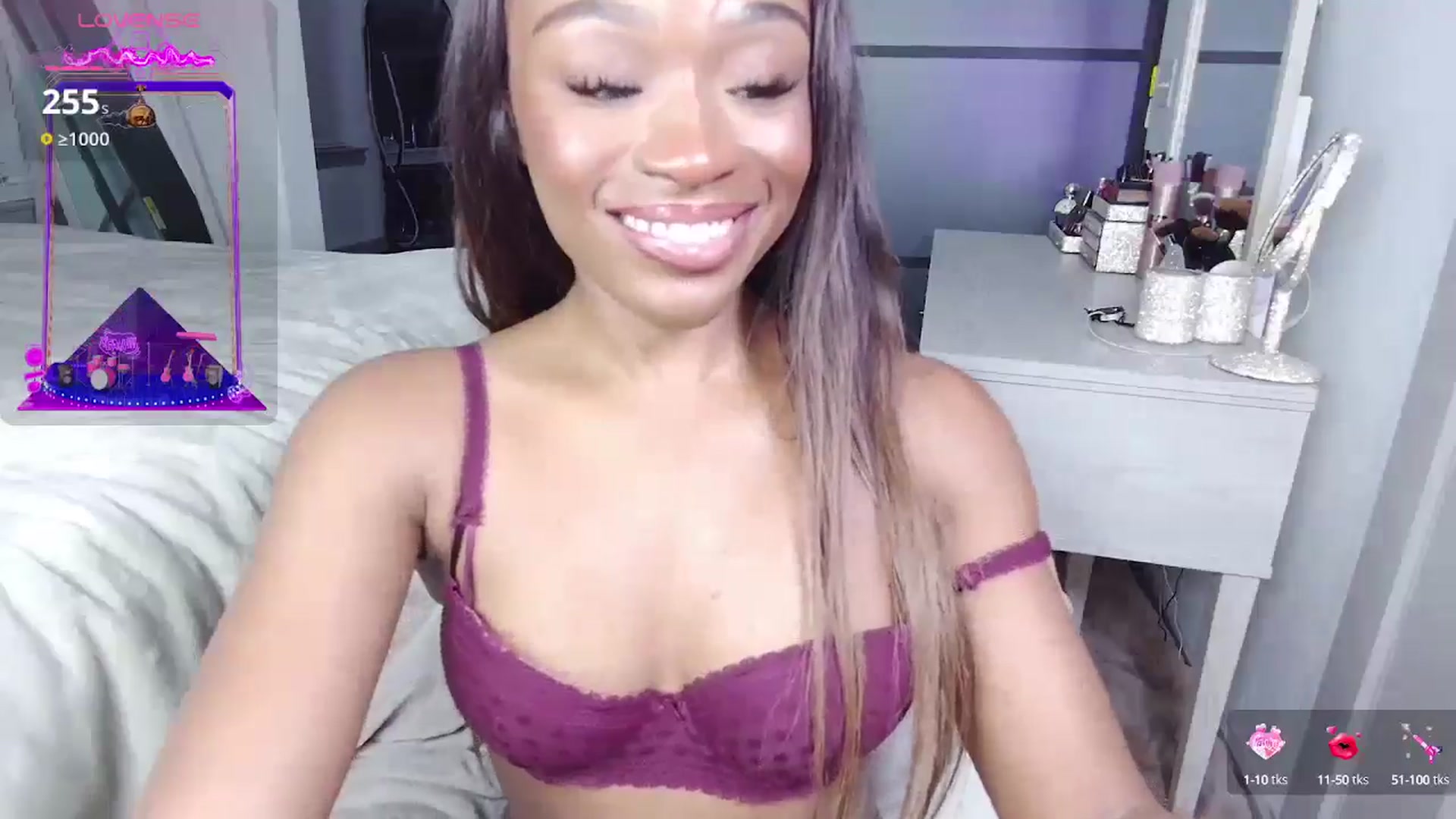 Gallery image thumbnail from AaliyahT's myfreecams stream on, 11/13/2024, 24:26 image 9 of 20