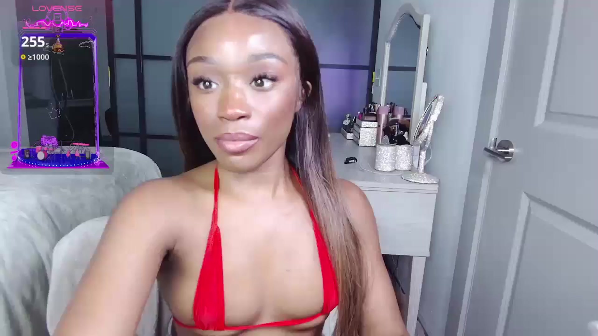 Gallery image thumbnail from AaliyahT's myfreecams stream on, 11/15/2024, 04:56 image 1 of 20