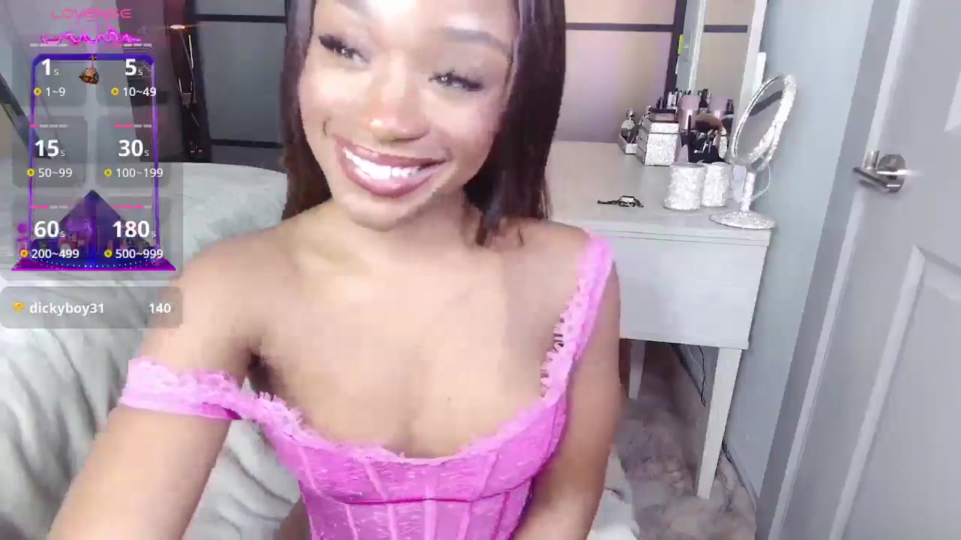 Gallery image thumbnail from AaliyahT's myfreecams stream on, 11/27/2024, 02:42 image 5 of 20