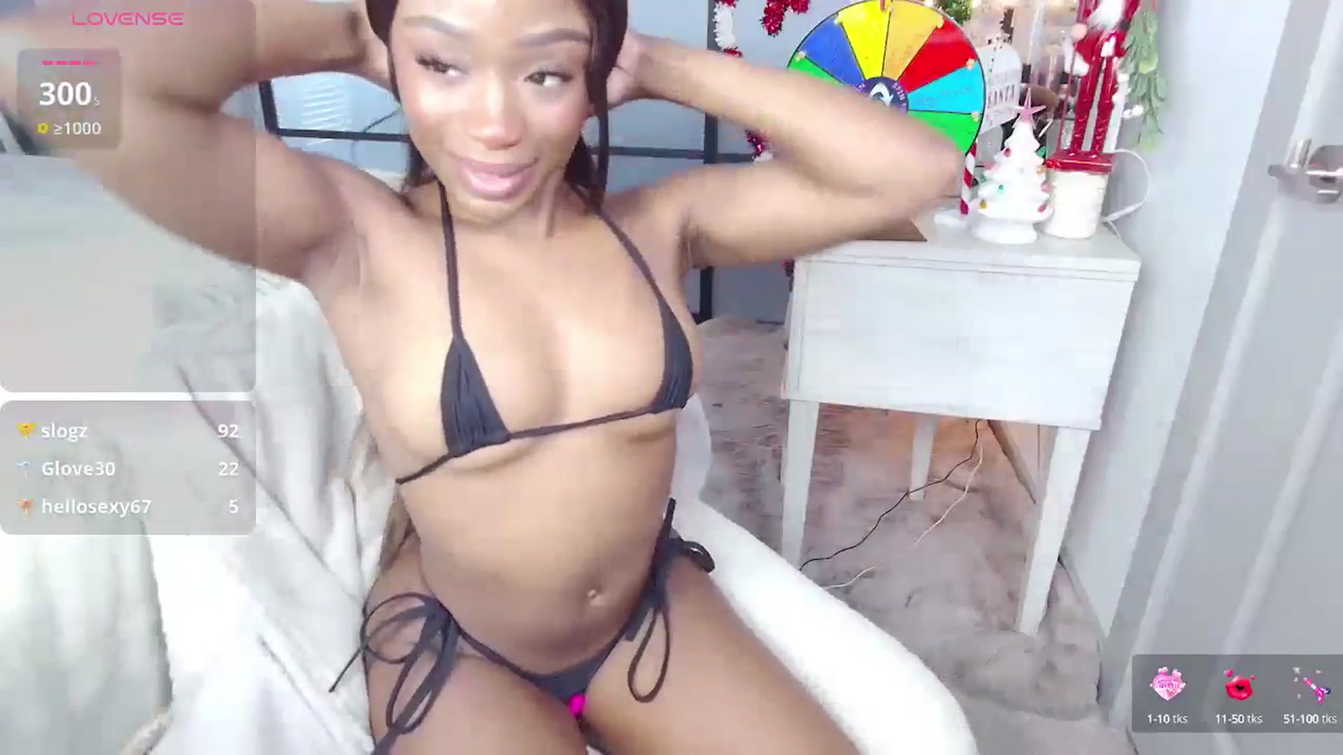 Gallery image thumbnail from AaliyahT's myfreecams stream on, 12/17/2024, 17:07 image 11 of 20
