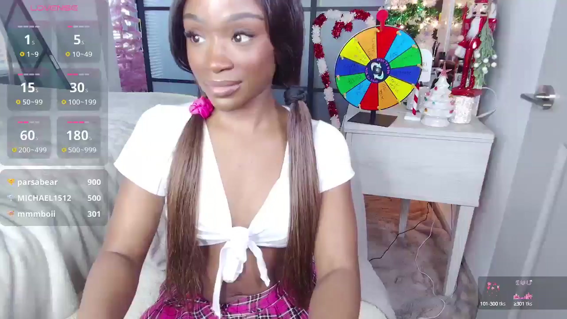 Gallery image thumbnail from AaliyahT's myfreecams stream on, 12/20/2024, 19:09 image 19 of 20