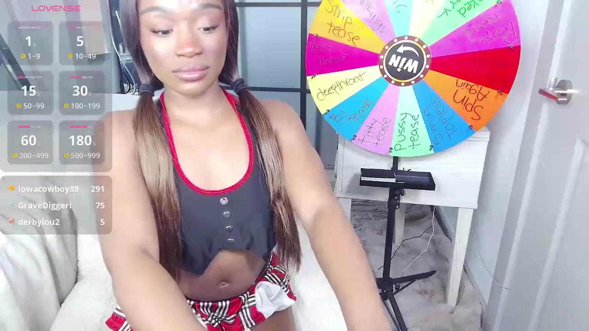 Gallery image thumbnail from AaliyahT's myfreecams stream on, 12/31/2024, 17:59 image 11 of 20