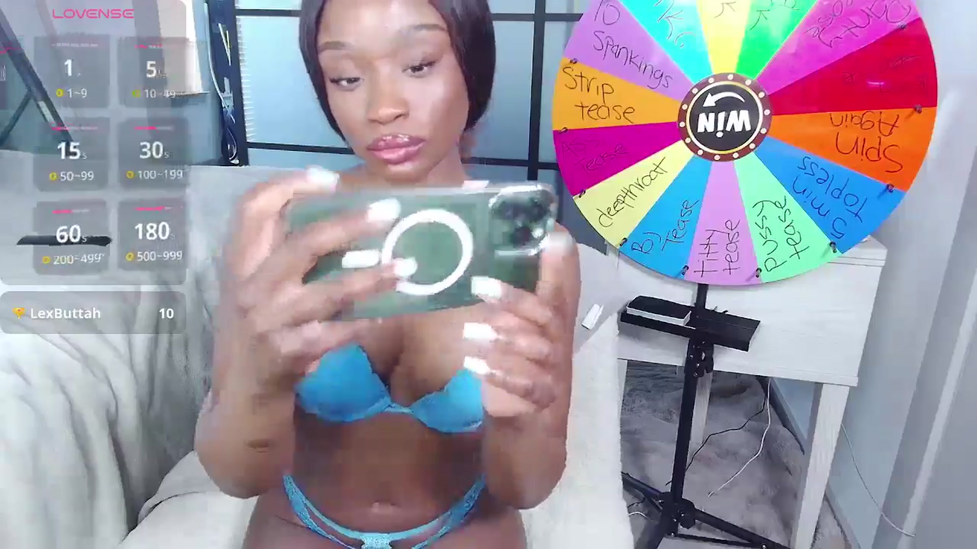 Gallery image thumbnail from AaliyahT's myfreecams stream on, 01/01/2025, 19:09 image 3 of 20