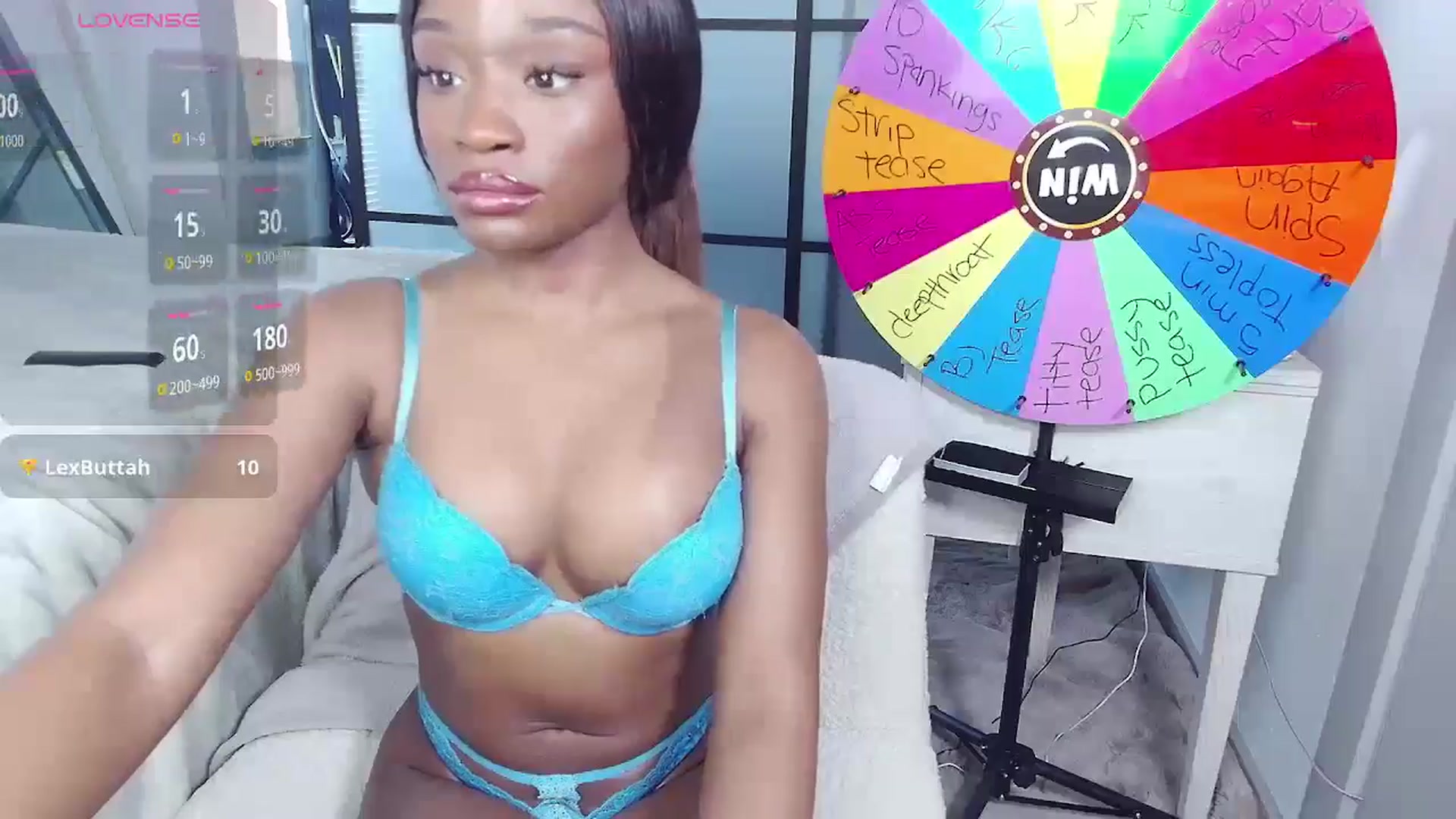 Gallery image thumbnail from AaliyahT's myfreecams stream on, 01/01/2025, 19:09 image 14 of 20