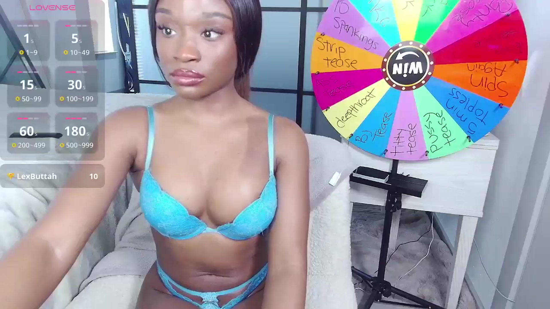 Gallery image thumbnail from AaliyahT's myfreecams stream on, 01/01/2025, 19:09 image 16 of 20