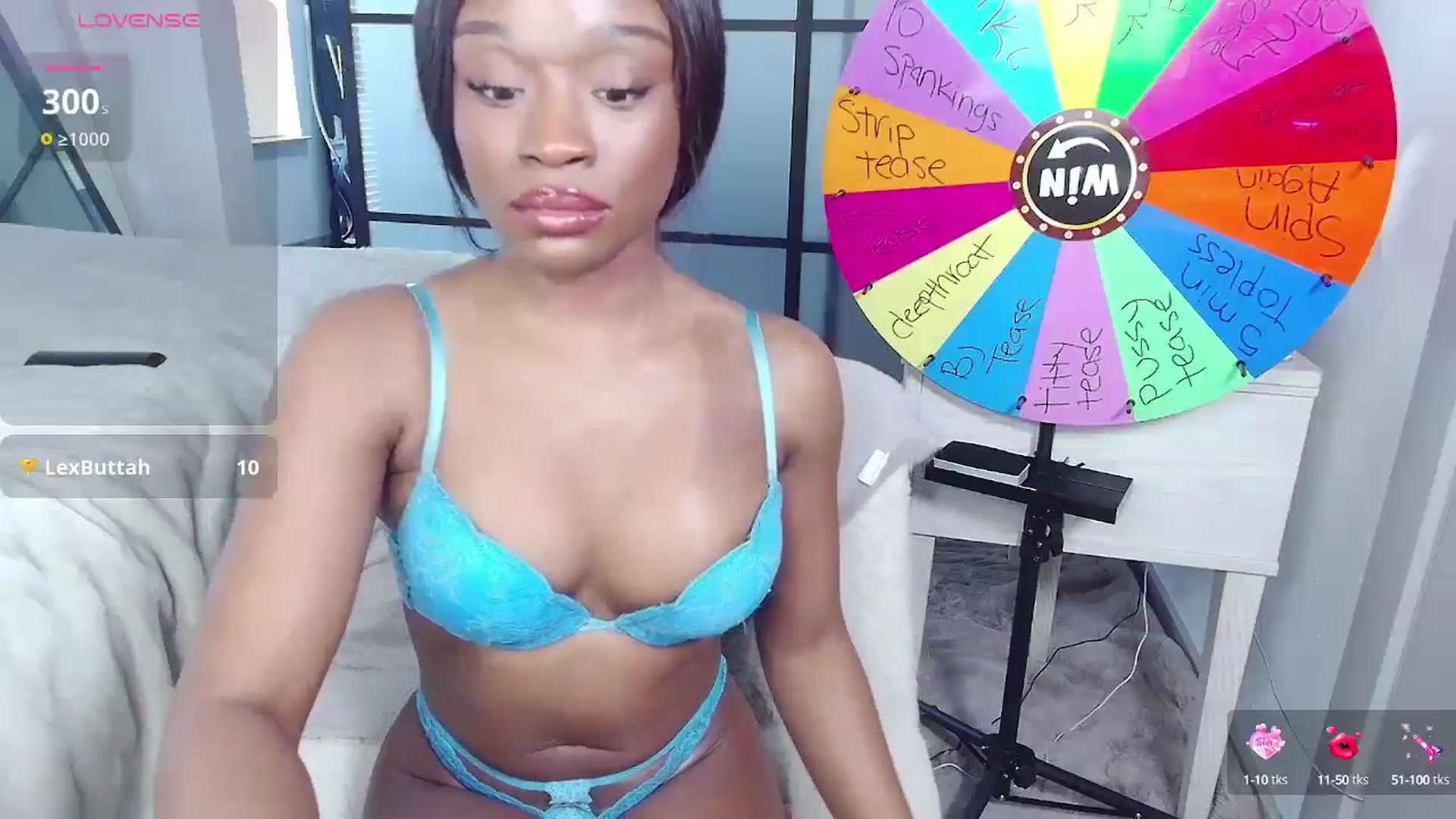 Gallery image thumbnail from AaliyahT's myfreecams stream on, 01/01/2025, 19:09 image 12 of 20