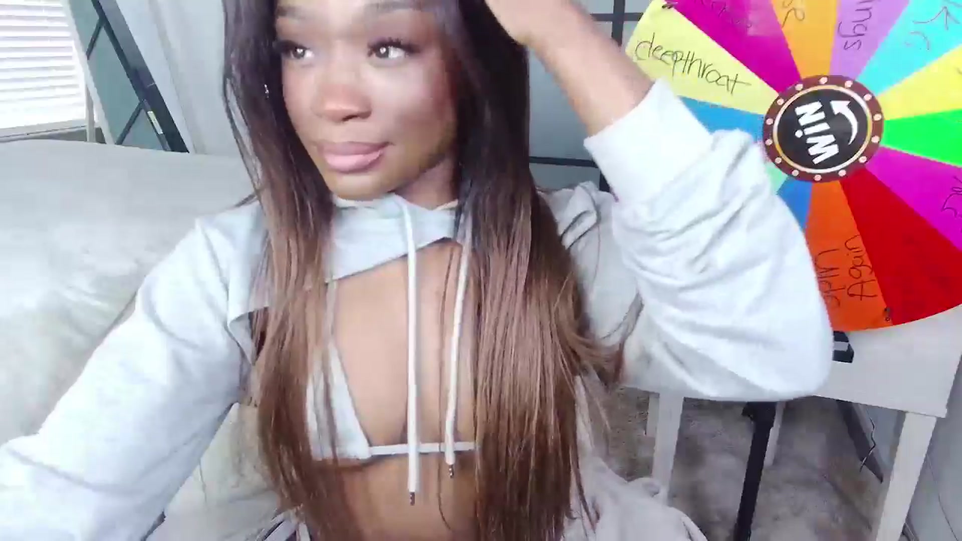 Gallery image thumbnail from AaliyahT's myfreecams stream on, 01/05/2025, 17:53 image 9 of 20