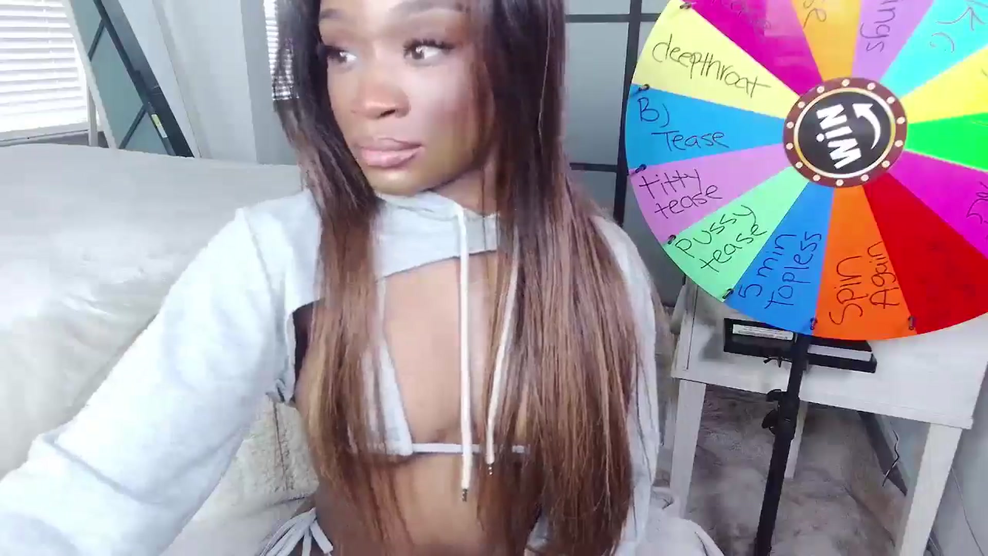 Gallery image thumbnail from AaliyahT's myfreecams stream on, 01/05/2025, 17:53 image 12 of 20