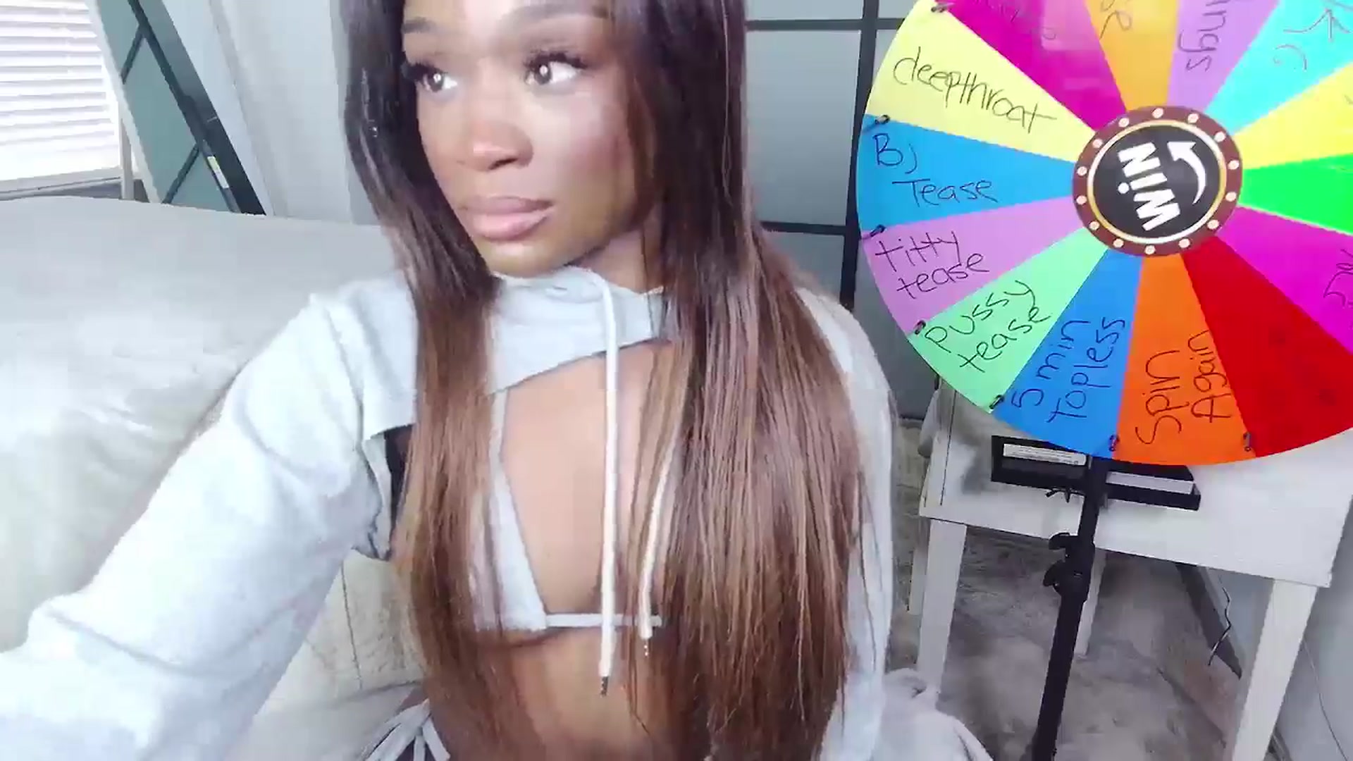 Gallery image thumbnail from AaliyahT's myfreecams stream on, 01/05/2025, 17:53 image 10 of 20